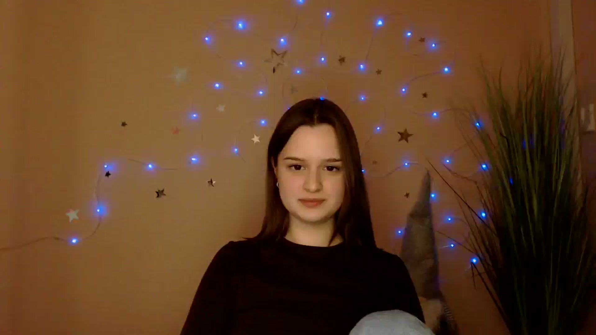 Gallery image thumbnail from Dana_Cute's myfreecams stream on, 12/19/2025, 19:19 image 9 of 20