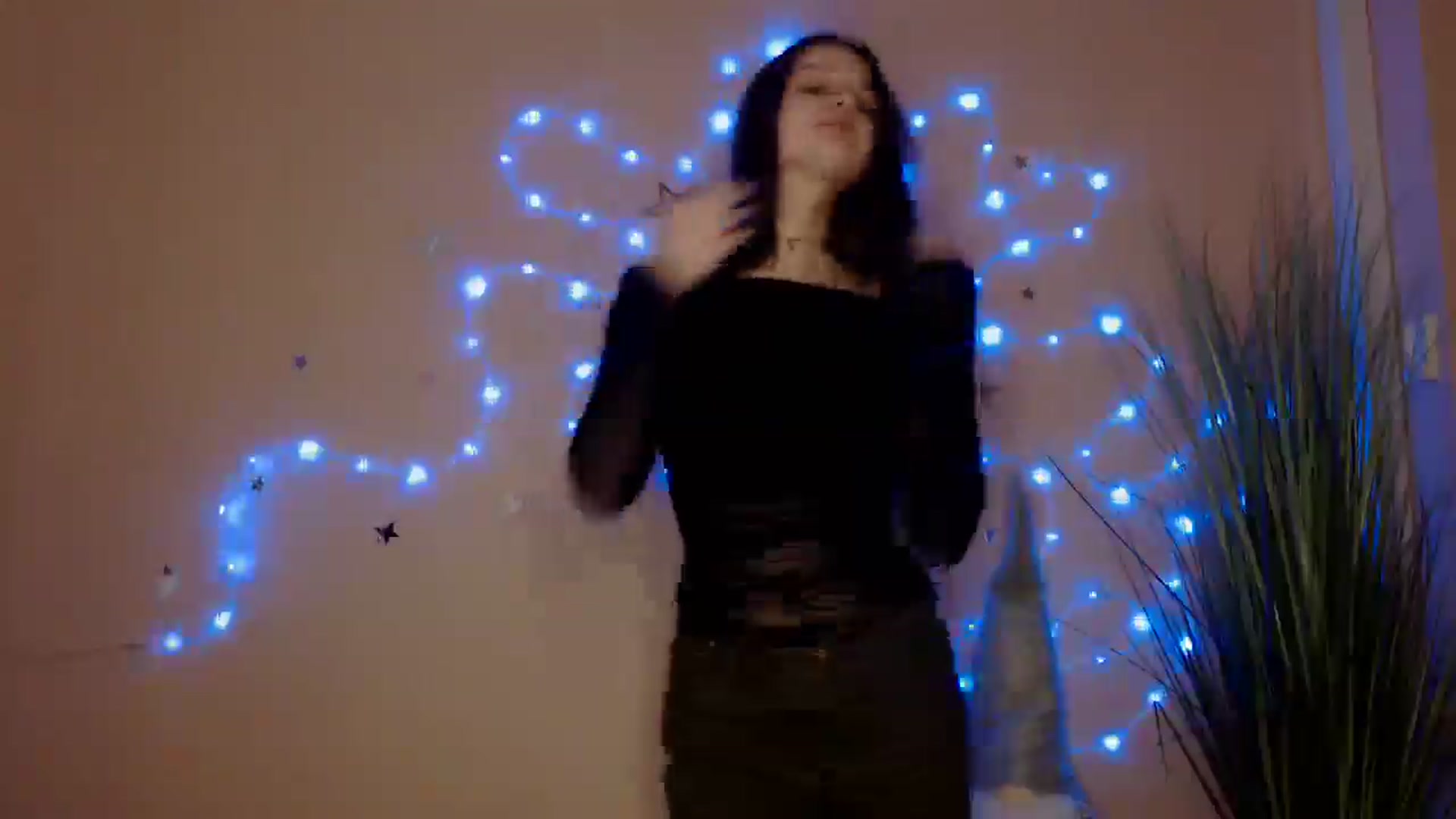 Gallery image thumbnail from Dana_Cute's myfreecams stream on, 12/21/2025, 17:38 image 7 of 20
