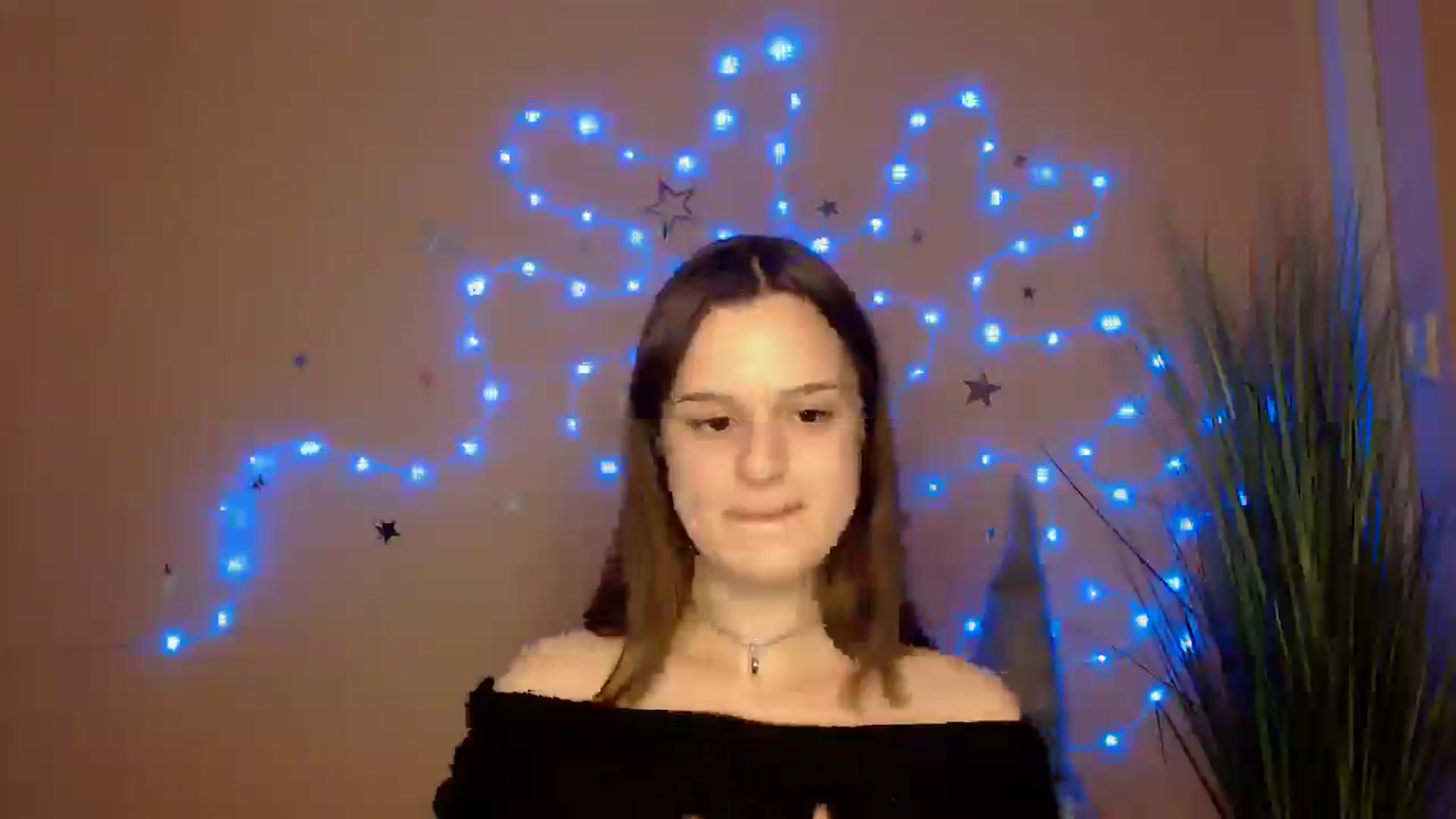 Gallery image thumbnail from Dana_Cute's myfreecams stream on, 12/21/2025, 17:38 image 16 of 20