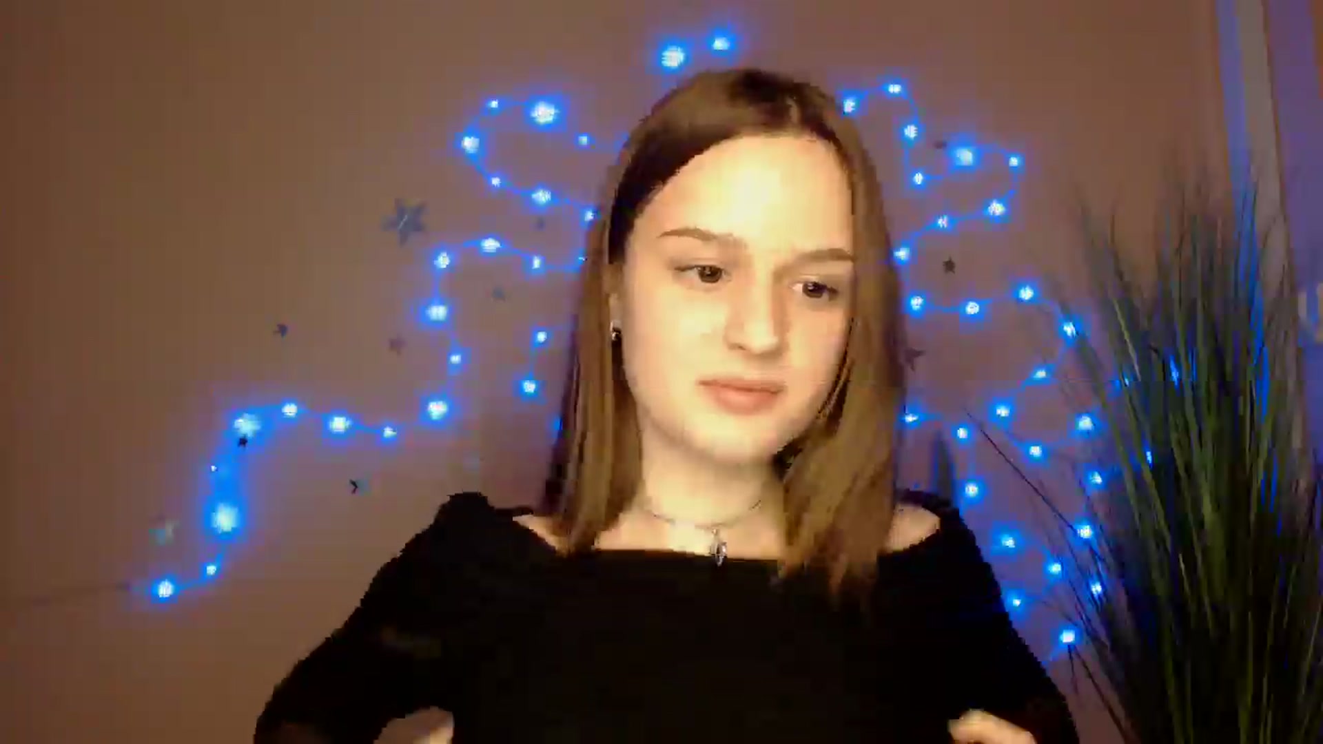 Gallery image thumbnail from Dana_Cute's myfreecams stream on, 12/21/2025, 19:30 image 18 of 20