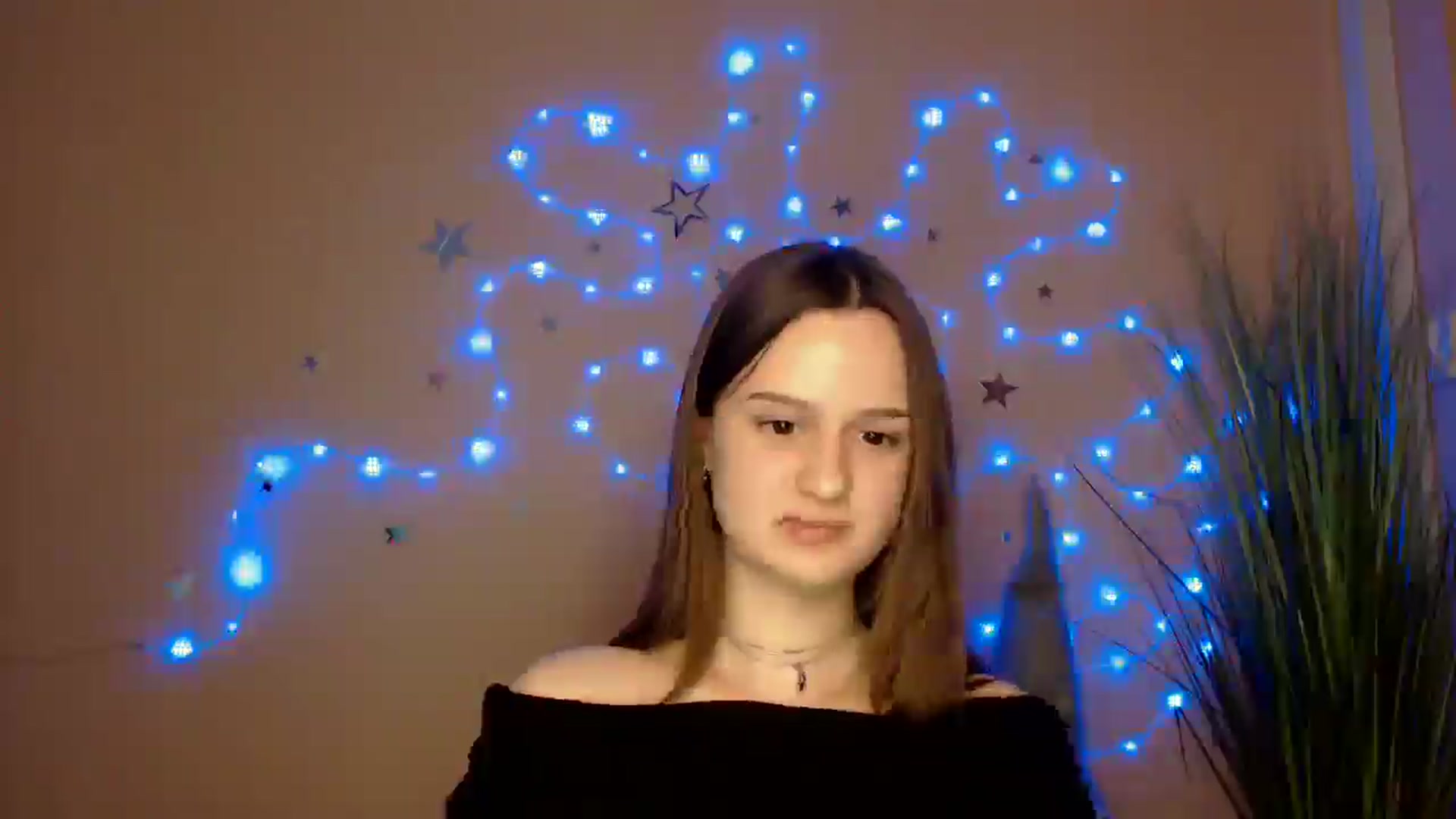 Gallery image thumbnail from Dana_Cute's myfreecams stream on, 12/21/2025, 19:30 image 16 of 20