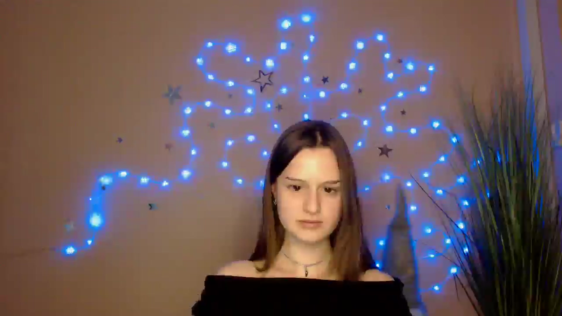 Gallery image thumbnail from Dana_Cute's myfreecams stream on, 12/21/2025, 20:02 image 4 of 20