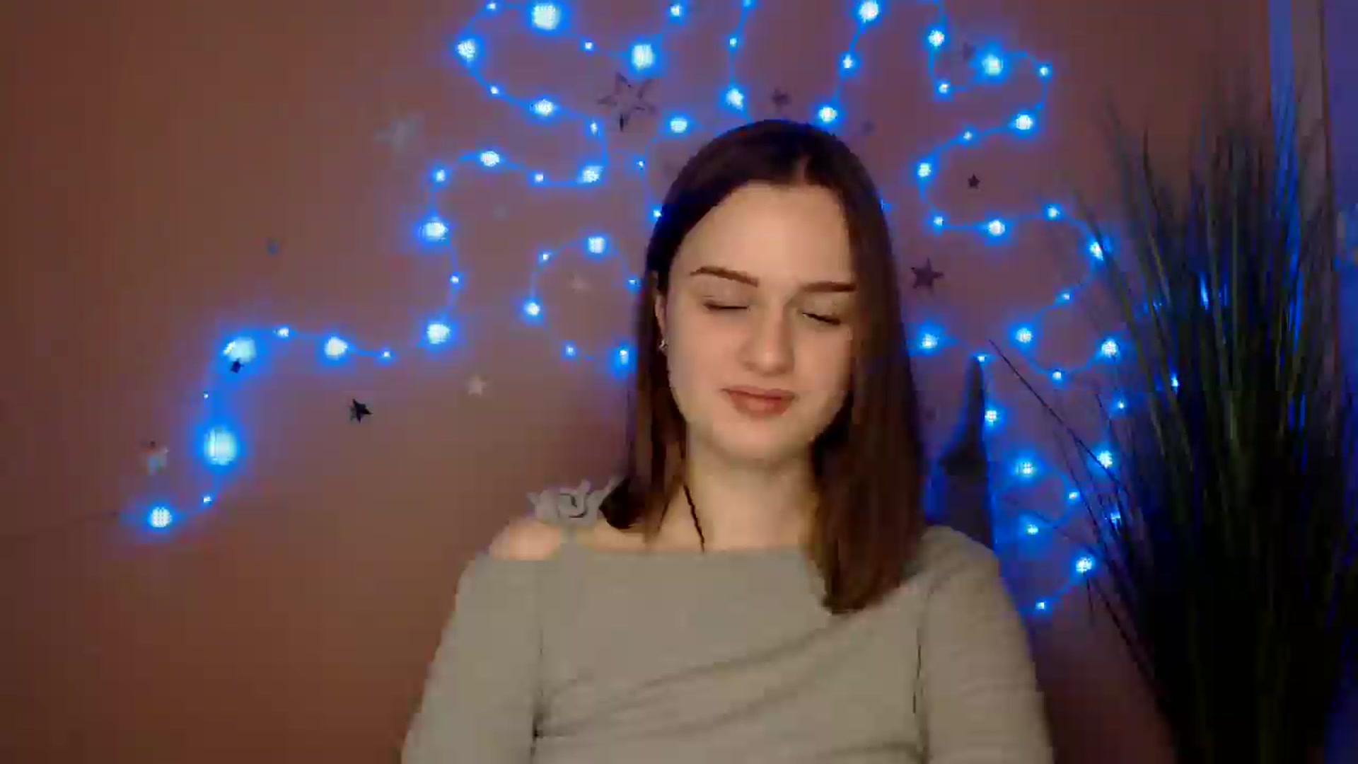 Gallery image thumbnail from Dana_Cute's myfreecams stream on, 12/23/2025, 19:22 image 11 of 20