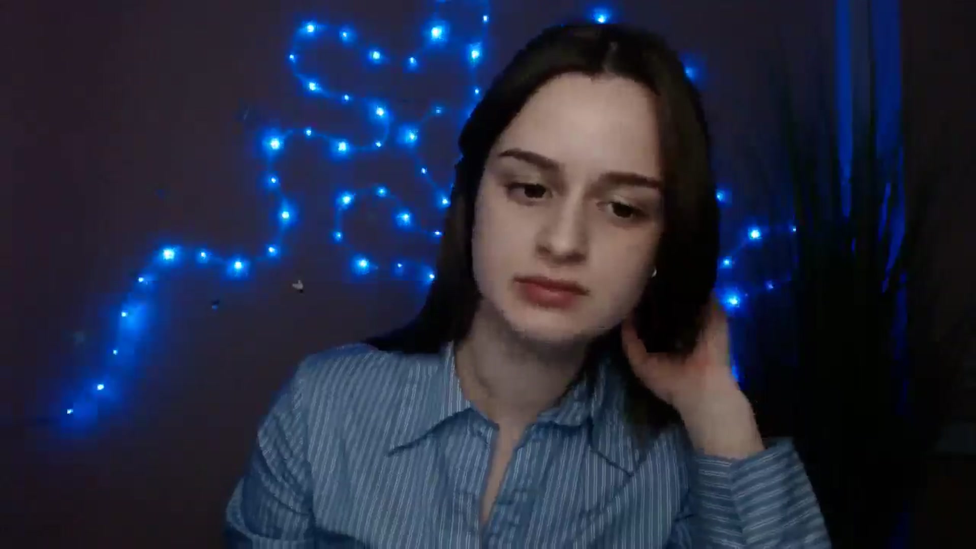 Gallery image thumbnail from Dana_Cute's myfreecams stream on, 03/17/2026, 18:36 image 19 of 20