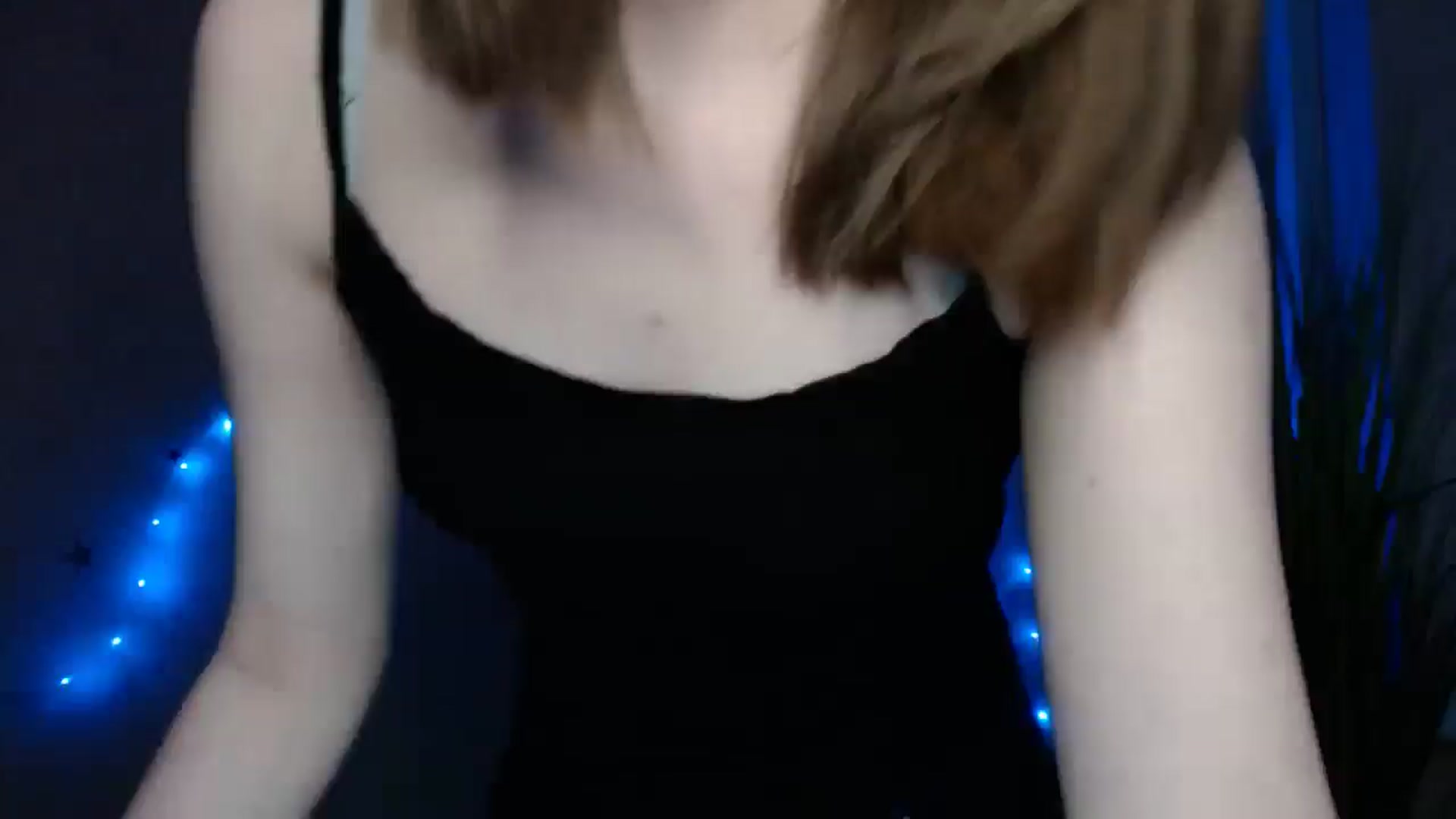 Gallery image thumbnail from Dana_Cute's myfreecams stream on, 03/31/2026, 17:03 image 1 of 20