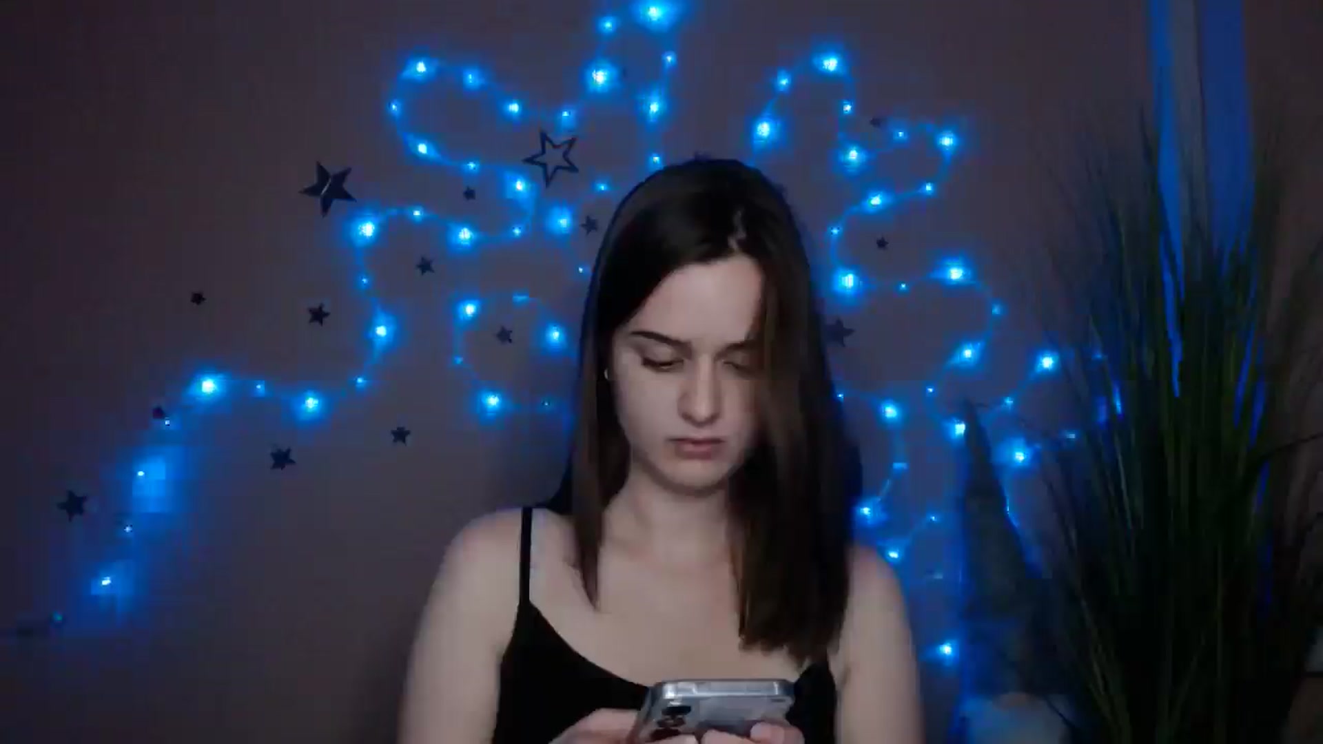 Gallery image thumbnail from Dana_Cute's myfreecams stream on, 03/31/2026, 17:03 image 17 of 20