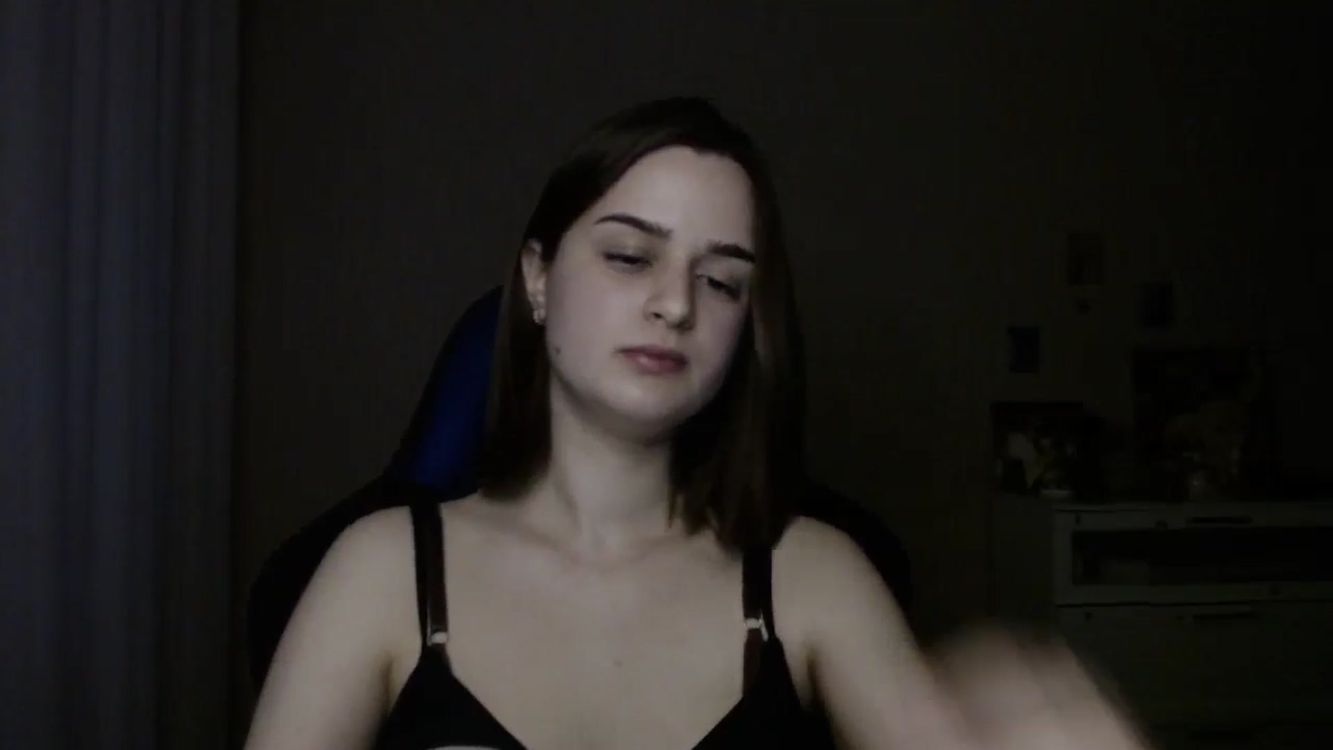 Gallery image thumbnail from Dana_Cute's myfreecams stream on, 04/04/2026, 17:01 image 18 of 20