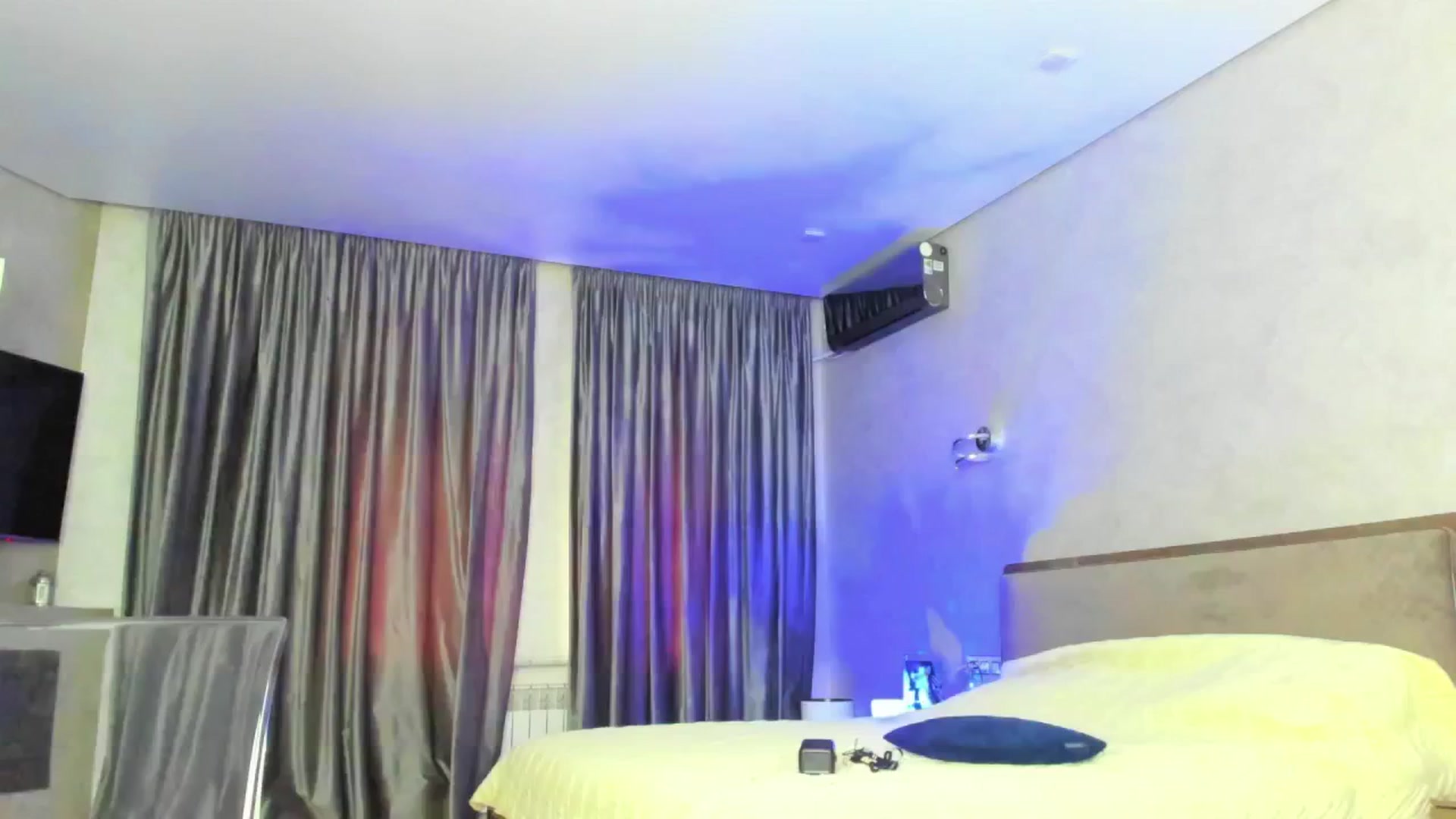 Gallery image thumbnail from DanceWithK's myfreecams stream on, 06/17/2025, 16:01 image 19 of 20
