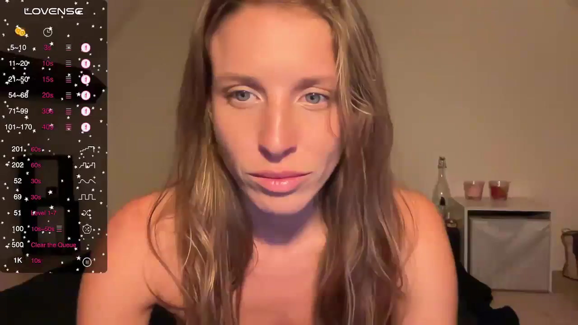 Gallery image thumbnail from DancerKiller's myfreecams stream on, 10/25/2023, 17:37 image 1 of 20