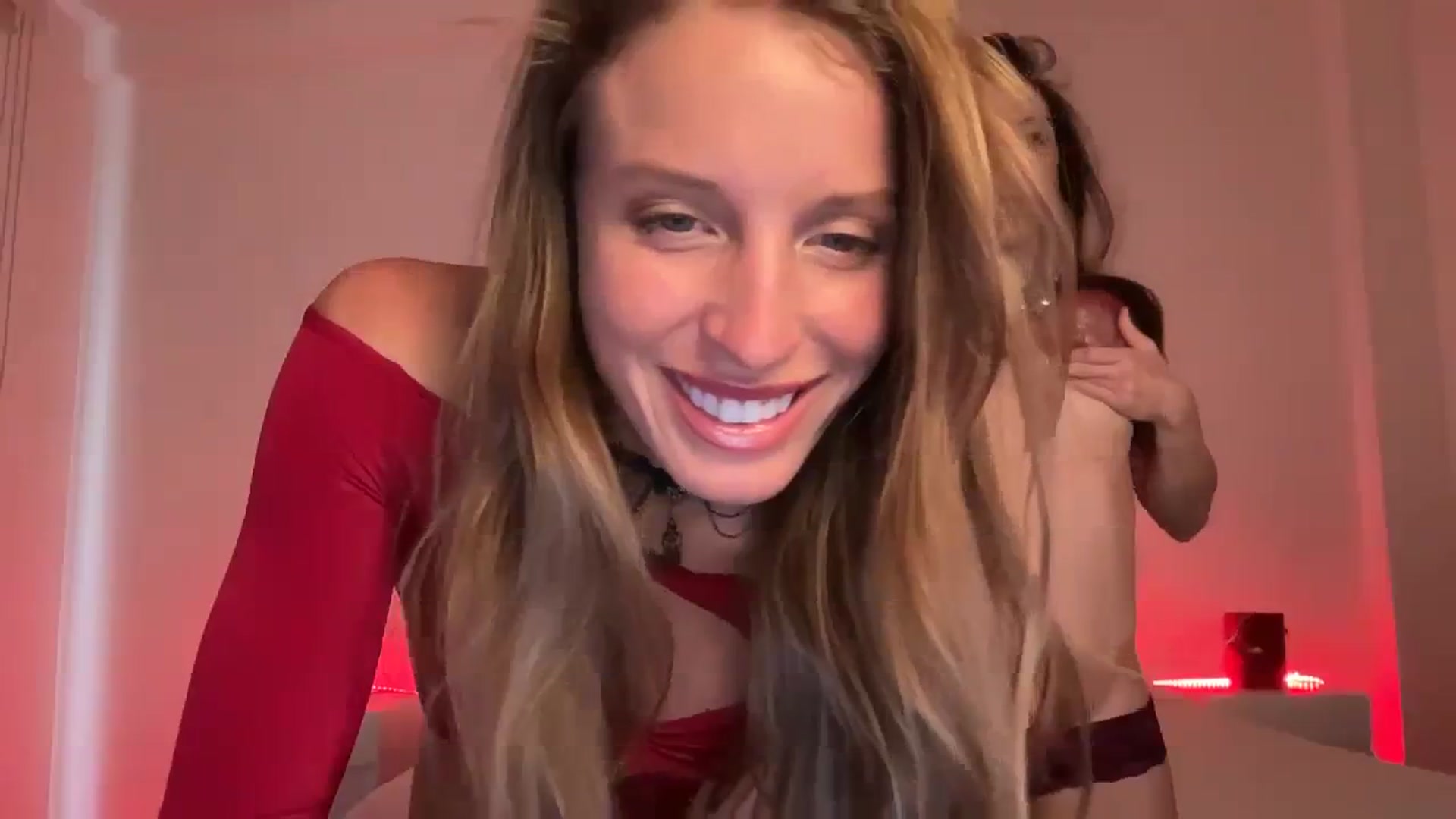 Gallery image thumbnail from DancerKiller's myfreecams stream on, 11/29/2023, 21:41 image 2 of 20