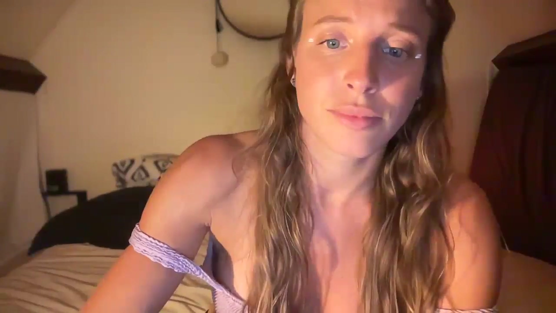 Gallery image thumbnail from DancerKiller's myfreecams stream on, 07/23/2024, 18:06 image 14 of 20