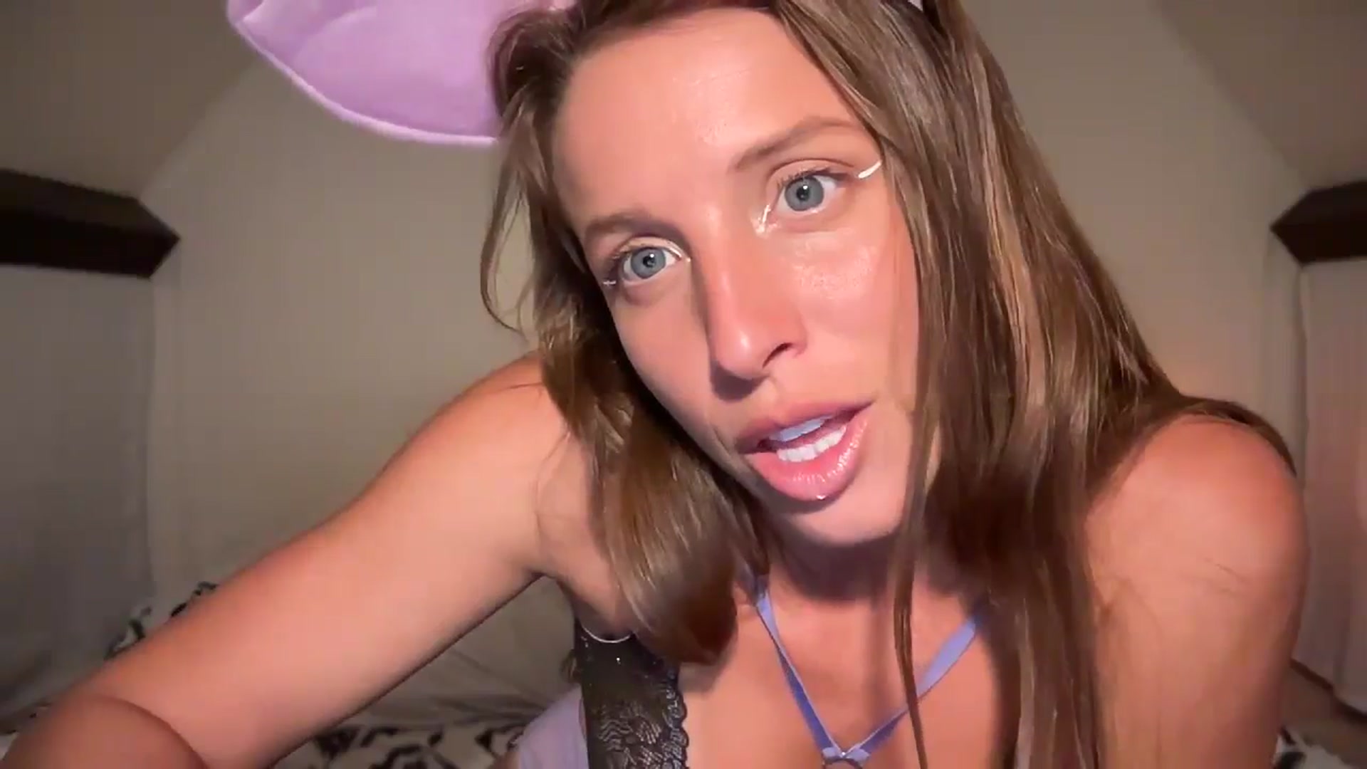 Gallery image thumbnail from DancerKiller's myfreecams stream on, 08/08/2024, 19:16 image 18 of 20