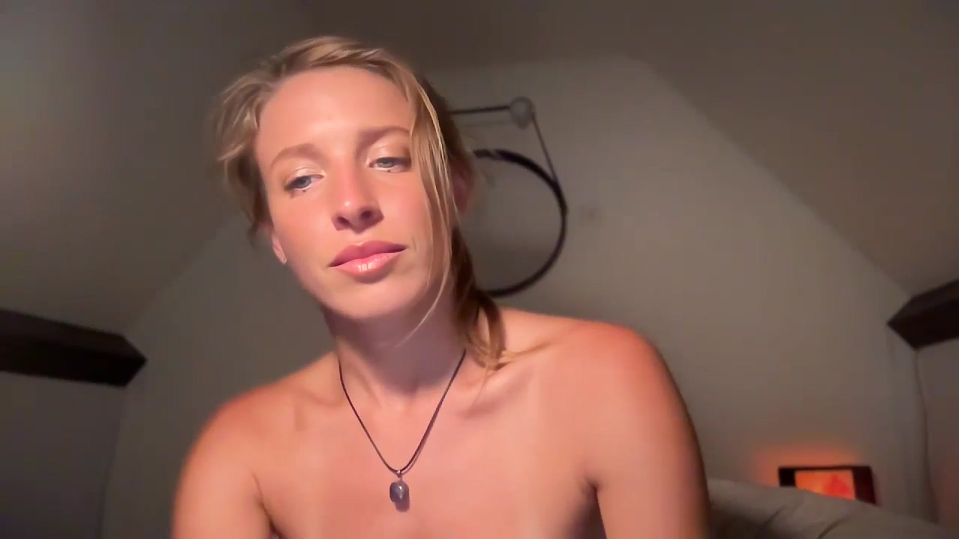 Gallery image thumbnail from DancerKiller's myfreecams stream on, 08/29/2024, 15:43 image 17 of 20