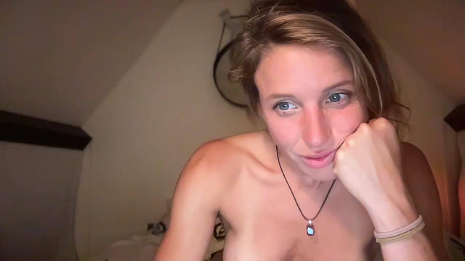 Gallery image thumbnail from DancerKiller's myfreecams stream on, 08/29/2024, 19:37 image 14 of 20