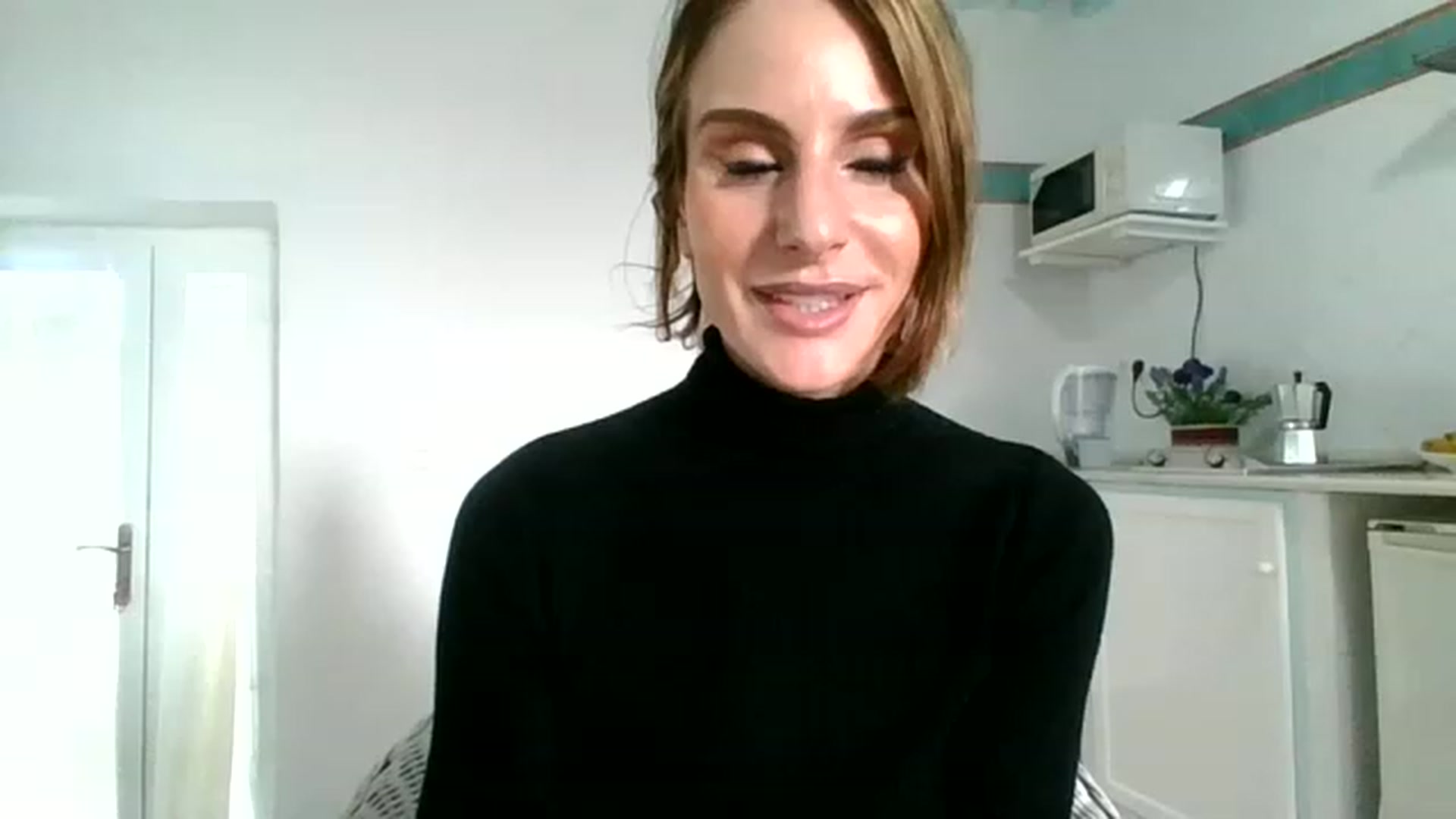 Gallery image thumbnail from DancingRene's myfreecams stream on, 11/21/2022, 12:35 image 18 of 20