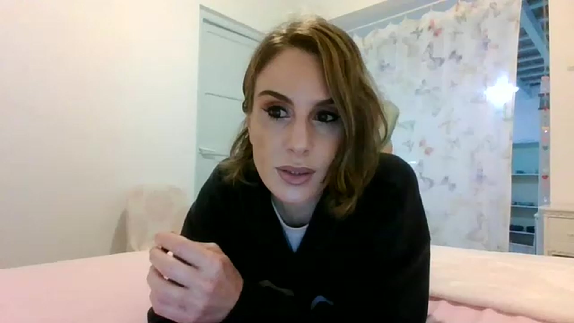 Gallery image thumbnail from DancingRene's myfreecams stream on, 11/22/2022, 12:37 image 19 of 20
