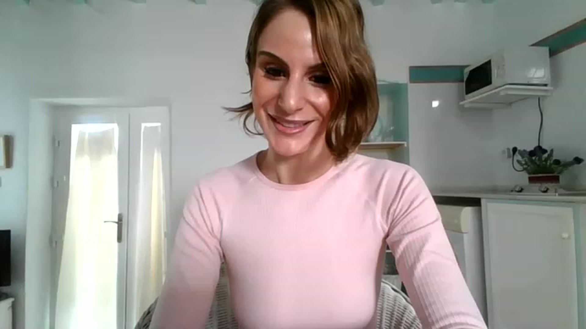 Gallery image thumbnail from DancingRene's myfreecams stream on, 11/22/2022, 12:37 image 10 of 20
