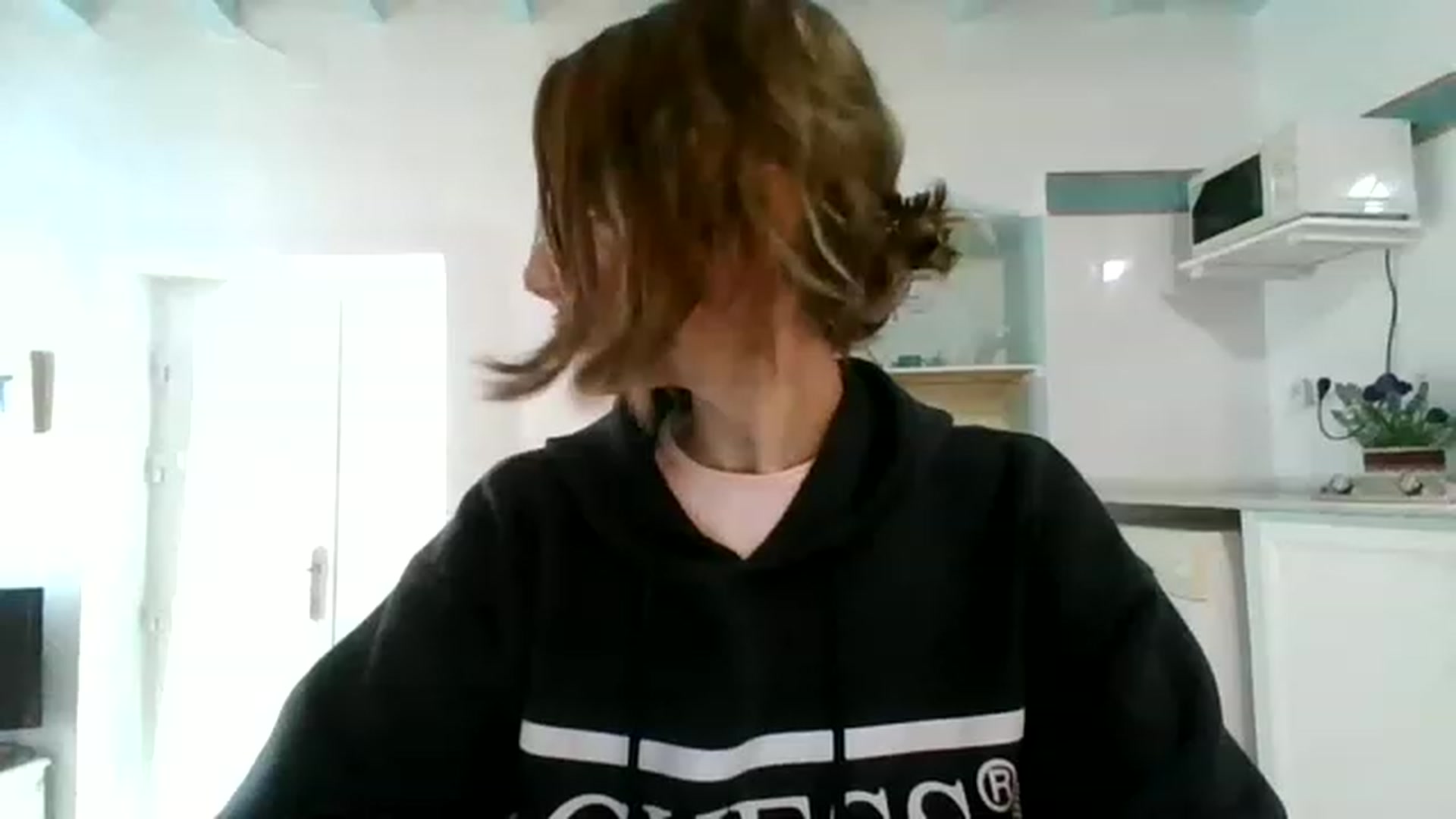 Gallery image thumbnail from DancingRene's myfreecams stream on, 11/22/2022, 12:37 image 14 of 20