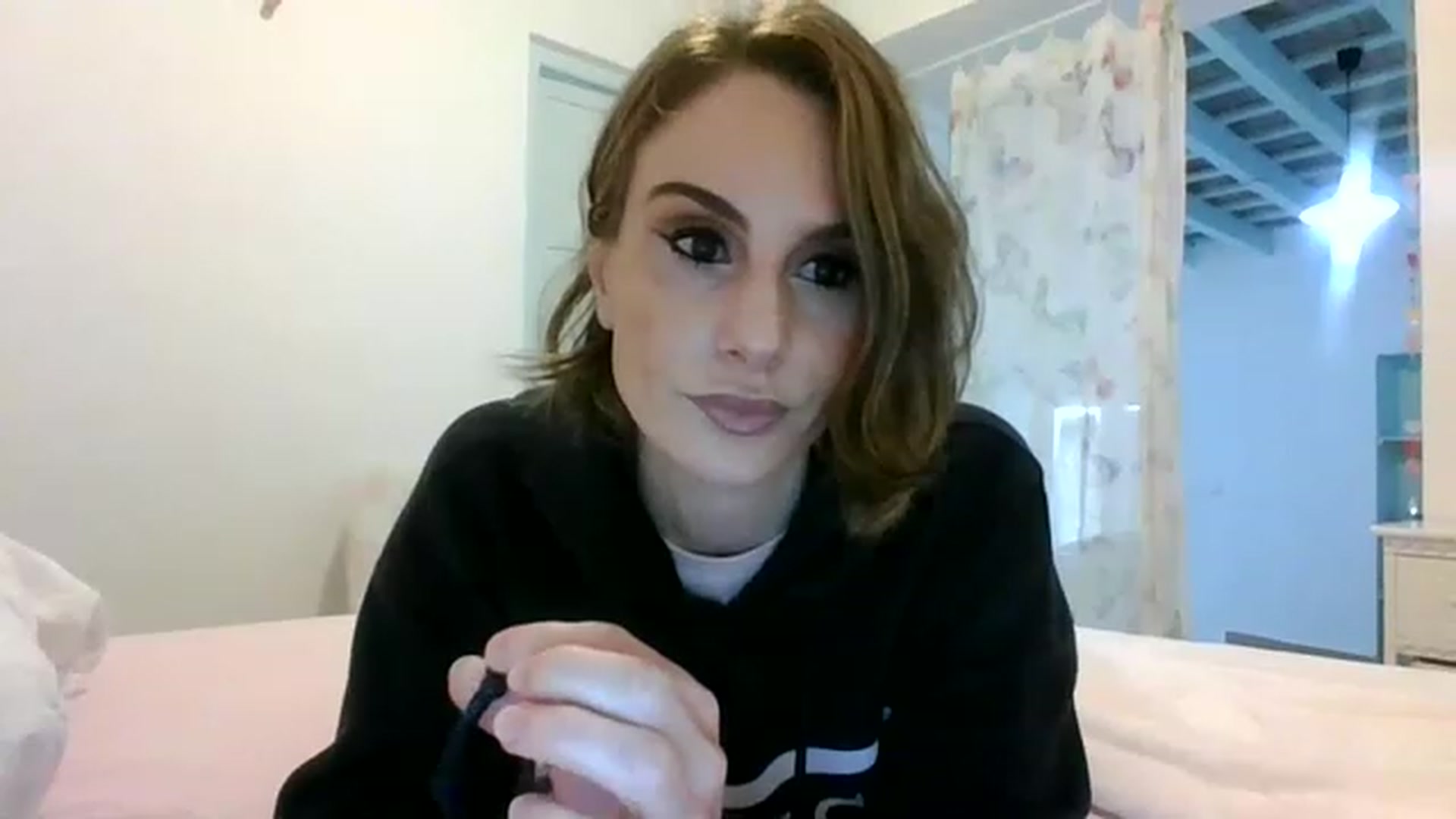 Gallery image thumbnail from DancingRene's myfreecams stream on, 11/22/2022, 13:16 image 19 of 20