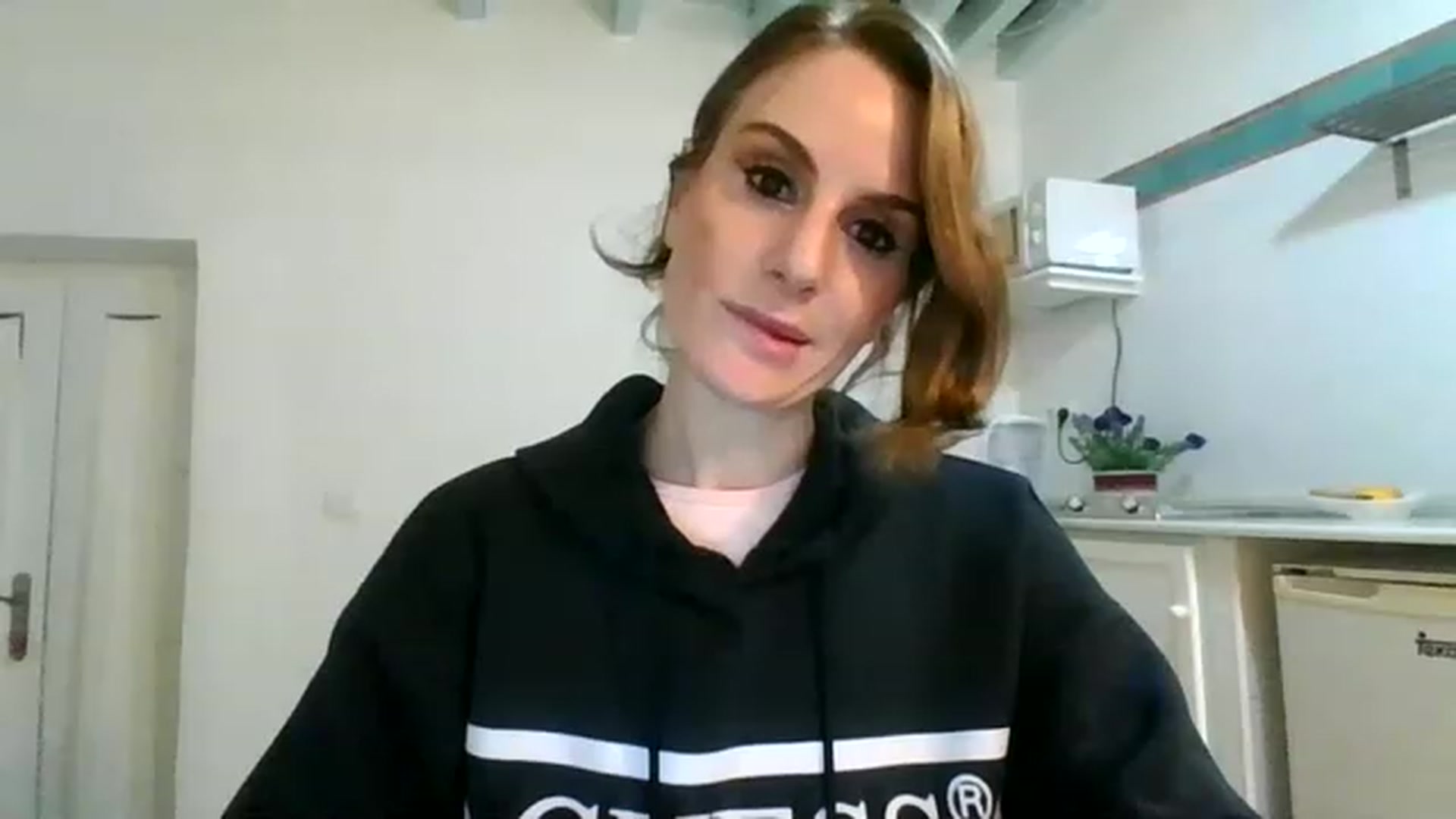 Gallery image thumbnail from DancingRene's myfreecams stream on, 11/22/2022, 18:22 image 13 of 20