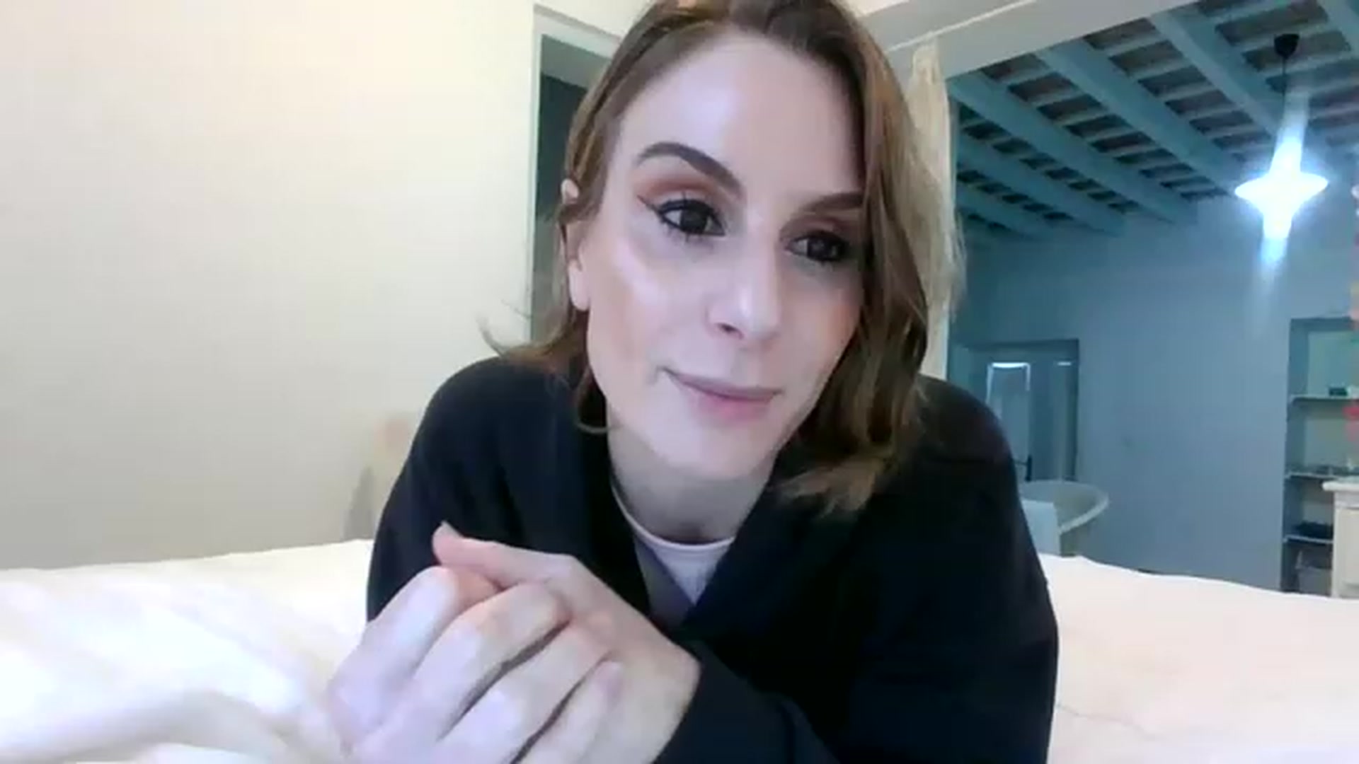 Gallery image thumbnail from DancingRene's myfreecams stream on, 11/22/2022, 18:22 image 4 of 20