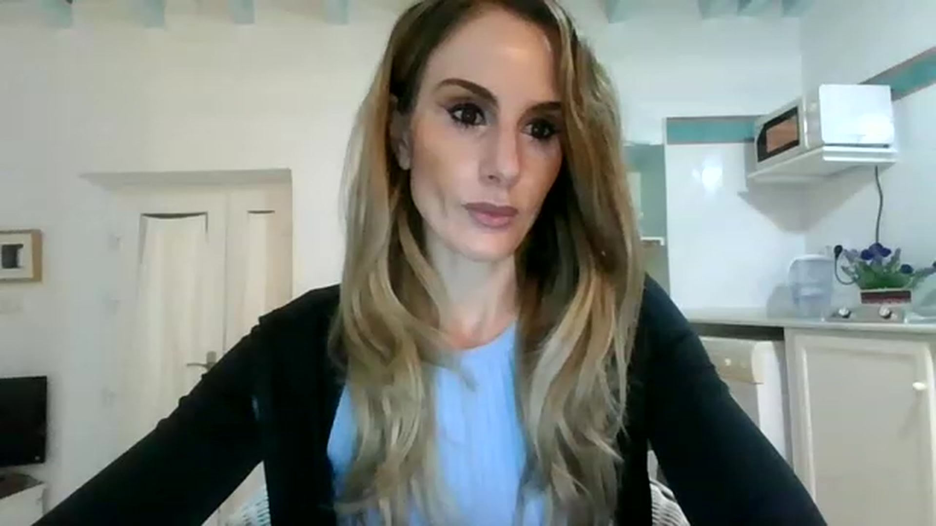 Gallery image thumbnail from DancingRene's myfreecams stream on, 11/24/2022, 18:41 image 19 of 20