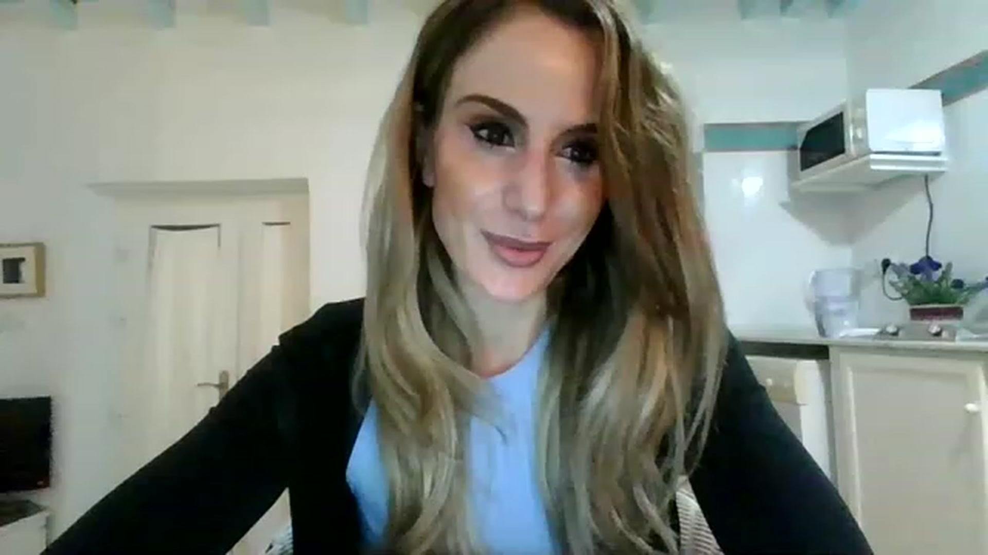 Gallery image thumbnail from DancingRene's myfreecams stream on, 11/24/2022, 18:41 image 12 of 20