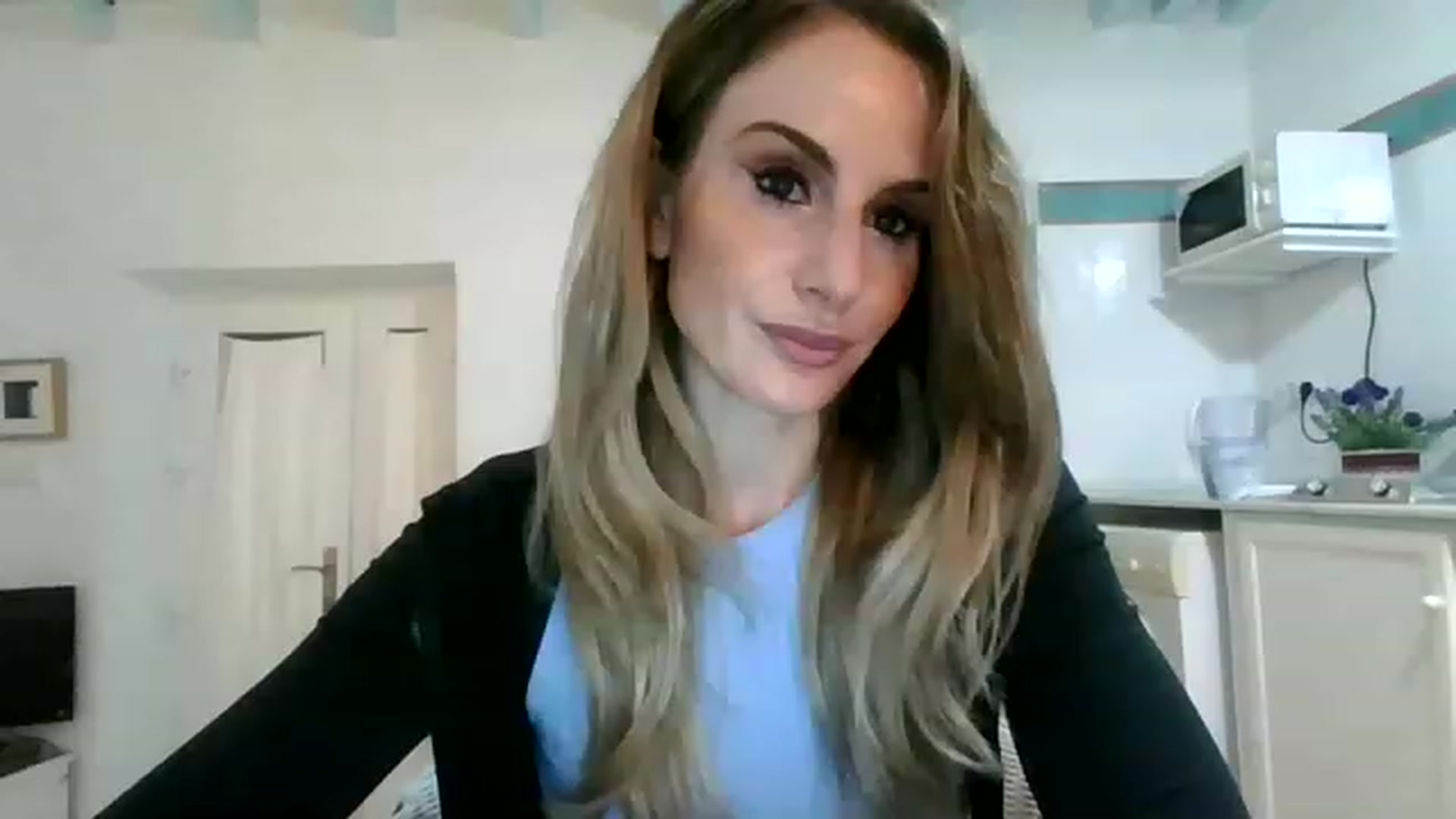 Gallery image thumbnail from DancingRene's myfreecams stream on, 11/24/2022, 18:41 image 11 of 20