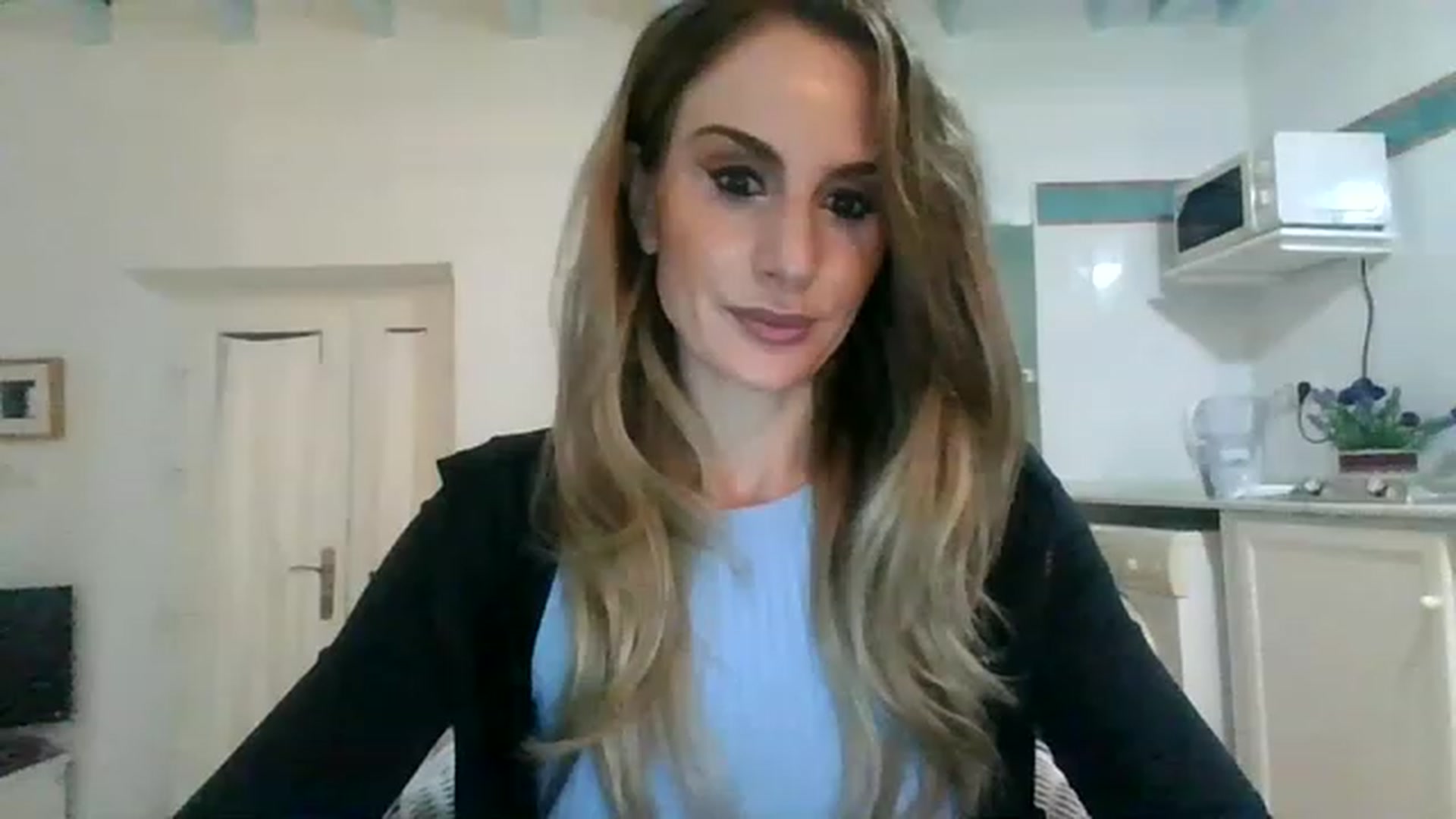 Gallery image thumbnail from DancingRene's myfreecams stream on, 11/24/2022, 18:41 image 4 of 20