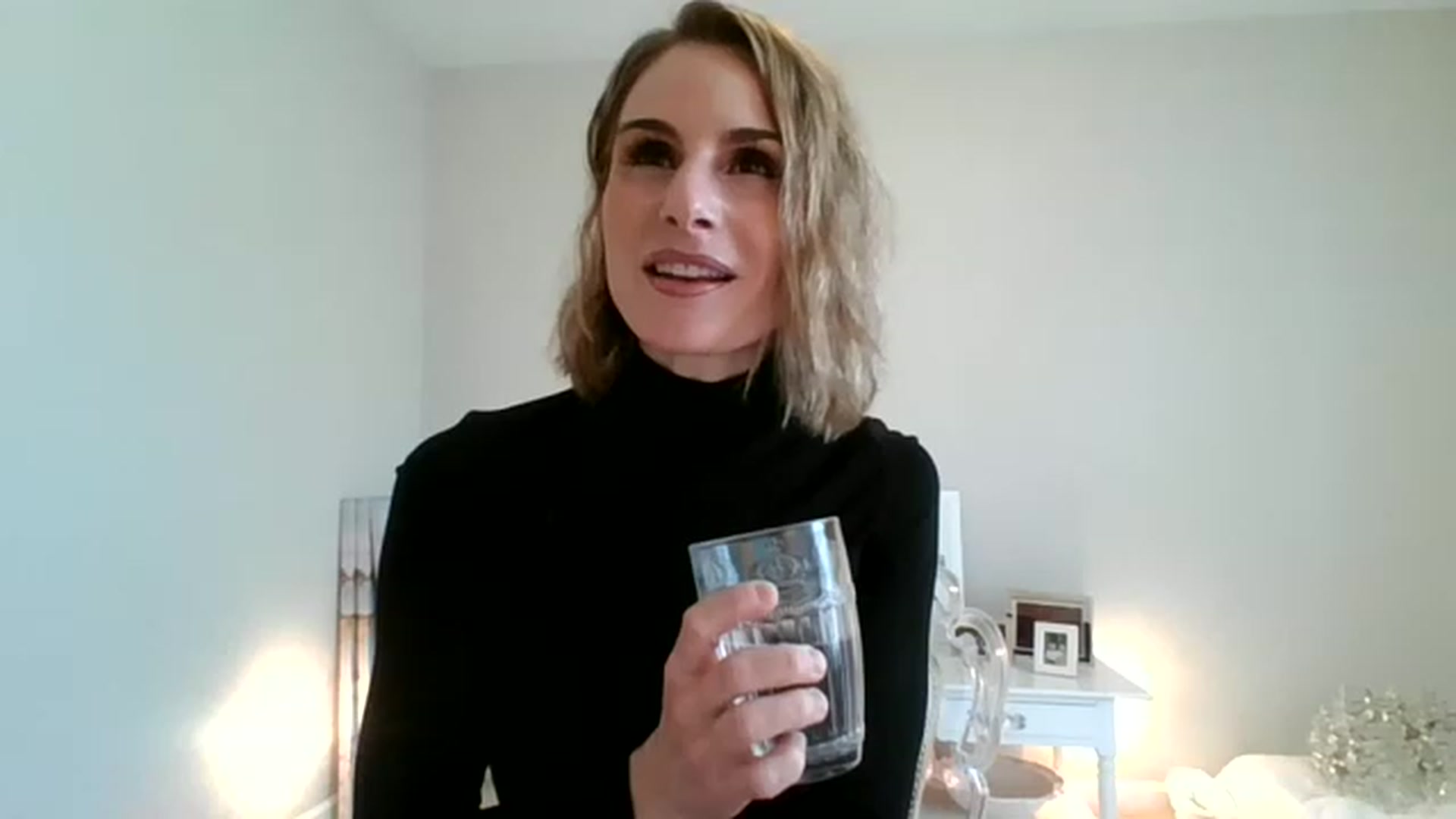 Gallery image thumbnail from DancingRene's myfreecams stream on, 03/30/2023, 18:05 image 12 of 20