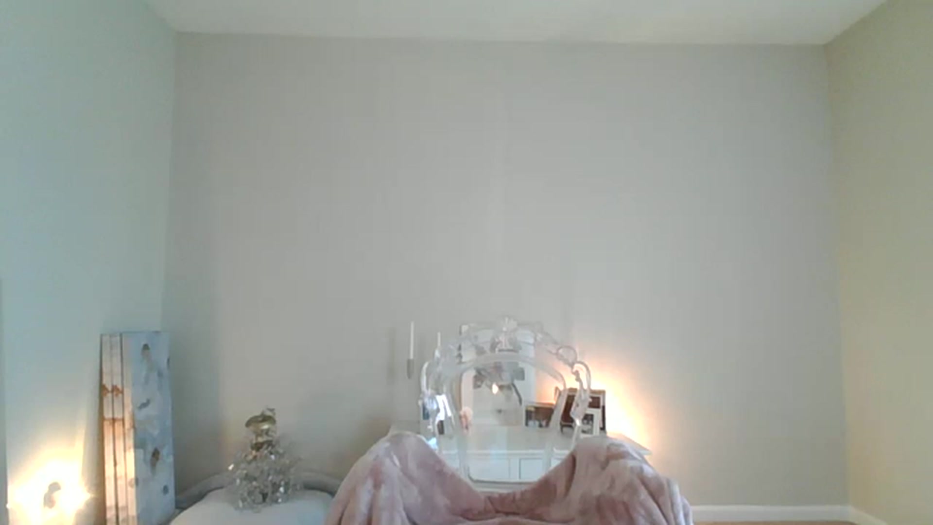 Gallery image thumbnail from DancingRene's myfreecams stream on, 04/01/2023, 20:32 image 15 of 20