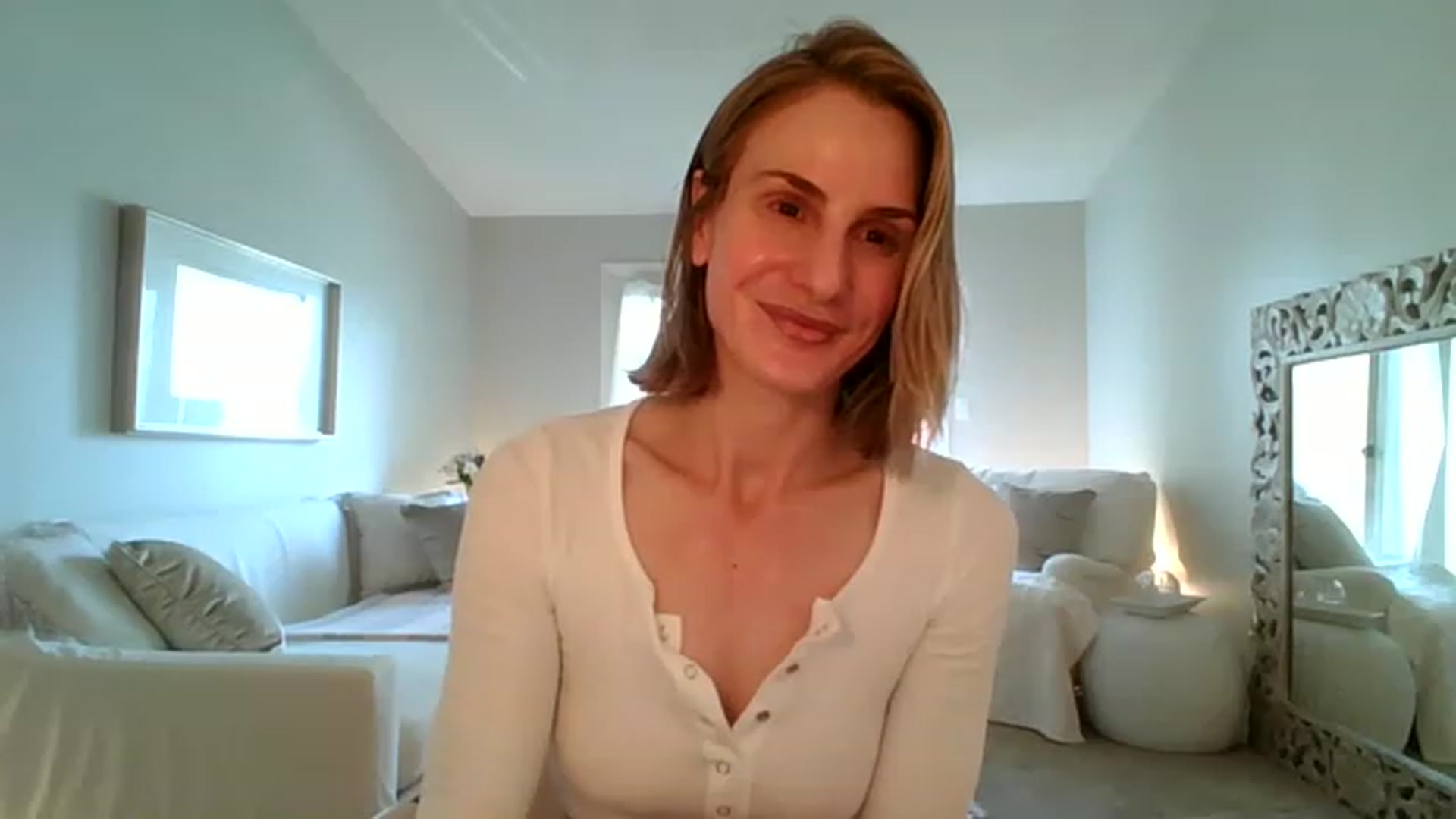 Gallery image thumbnail from DancingRene's myfreecams stream on, 04/19/2023, 18:01 image 10 of 20