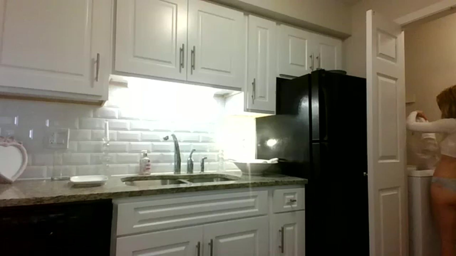 Gallery image thumbnail from DancingRene's myfreecams stream on, 04/19/2023, 18:01 image 4 of 20