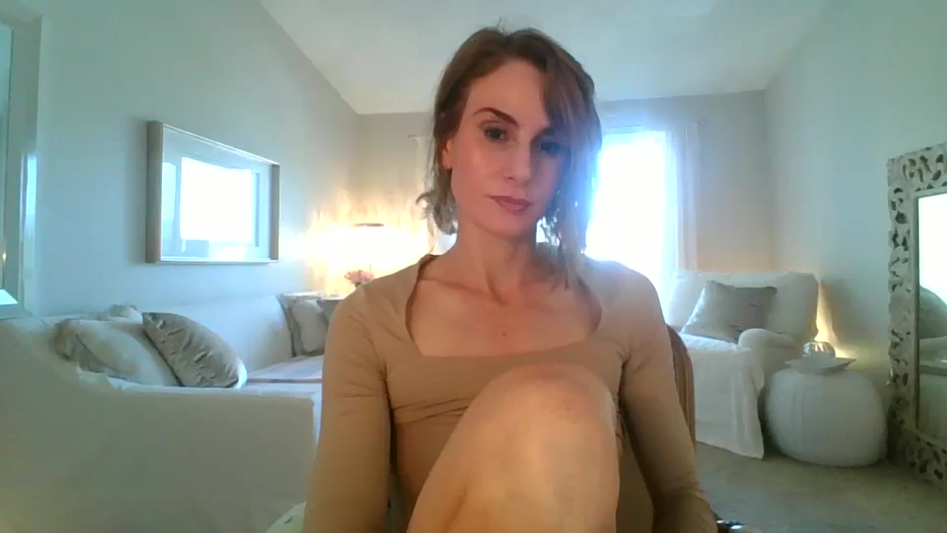 Gallery image thumbnail from Dancing_Rene's myfreecams stream on, 08/16/2023, 18:34 image 14 of 20