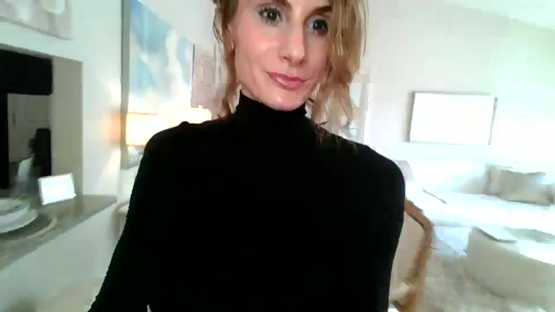 Gallery image thumbnail from Dancing_Rene's myfreecams stream on, 08/29/2023, 23:06 image 14 of 20