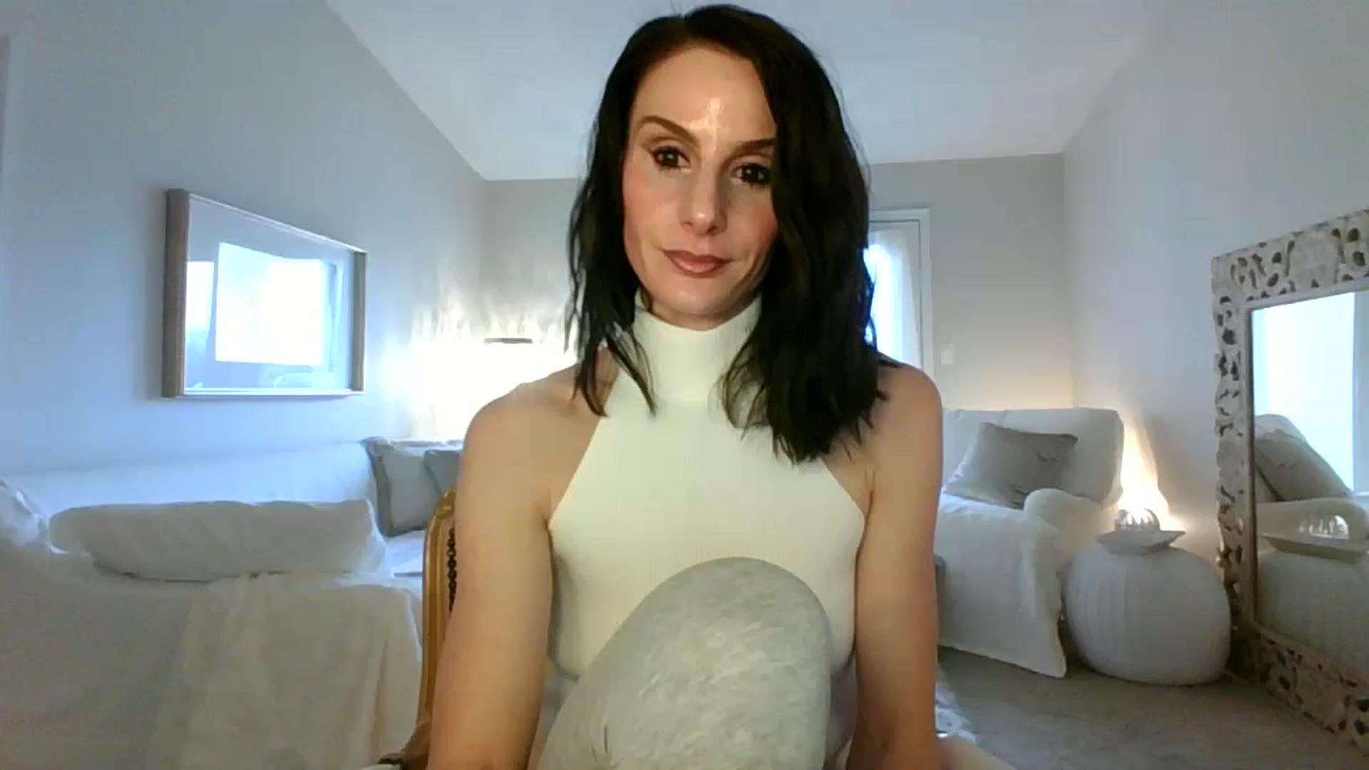 Gallery image thumbnail from Dancing_Rene's myfreecams stream on, 12/29/2023, 20:05 image 9 of 20