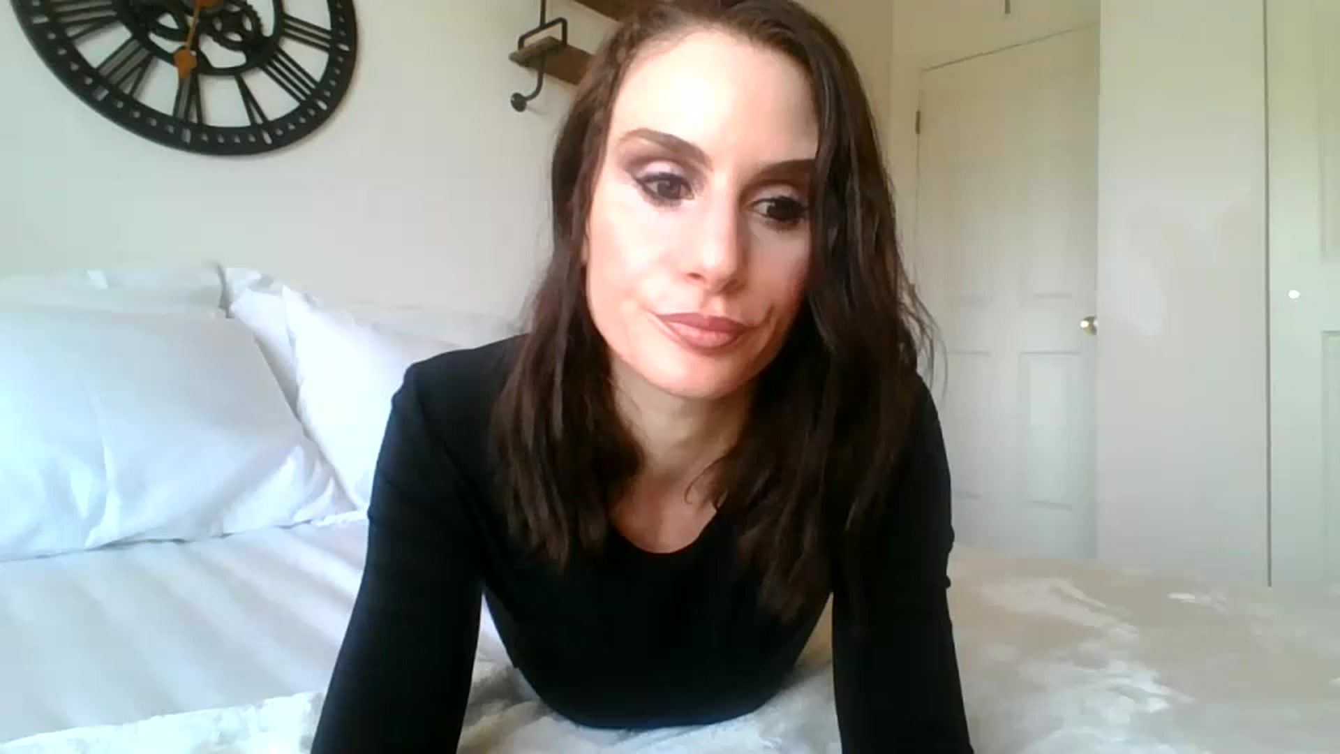 Gallery image thumbnail from Dancing_Rene's myfreecams stream on, 01/21/2024, 20:11 image 2 of 20