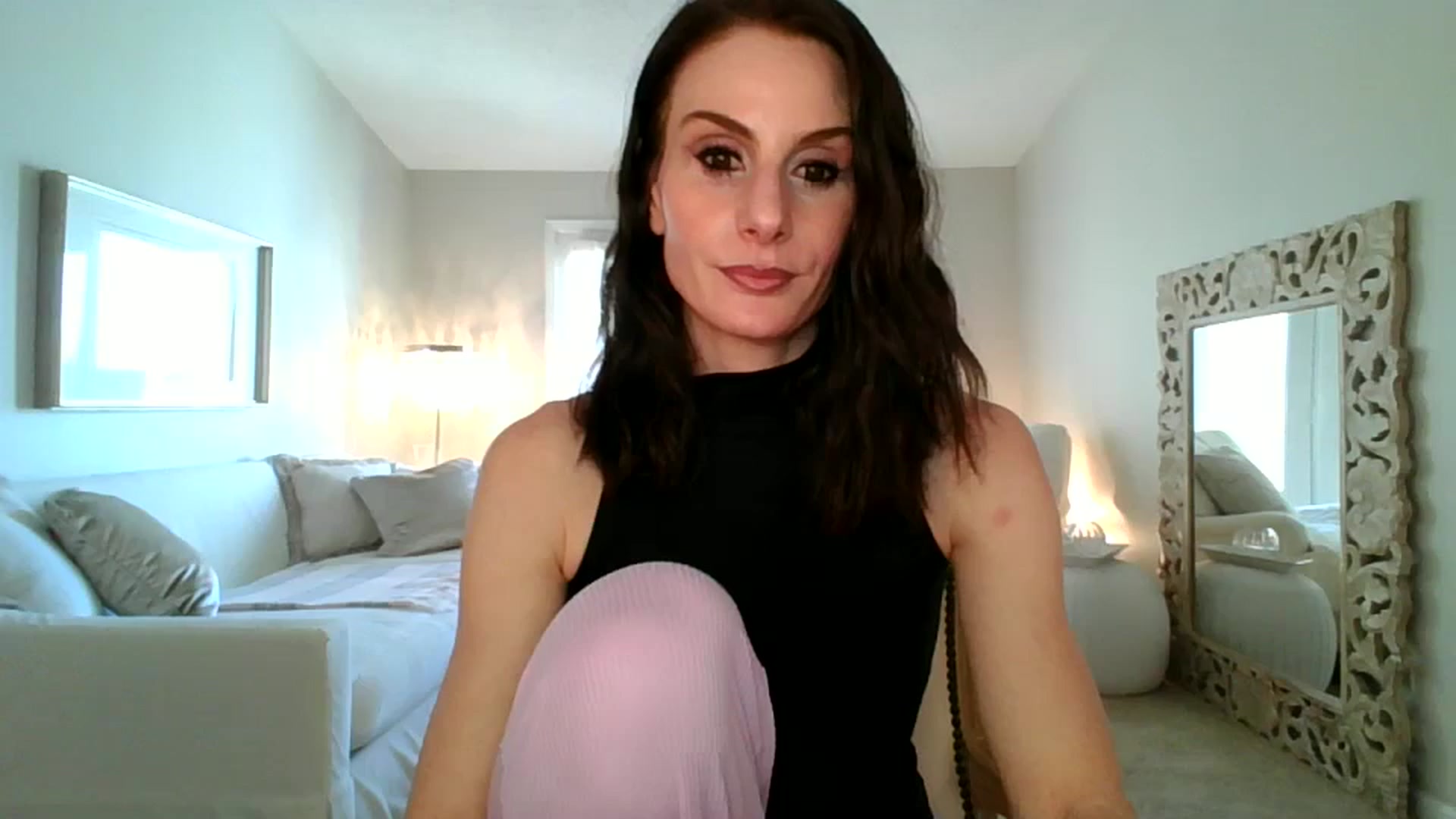 Gallery image thumbnail from Dancing_Rene's myfreecams stream on, 02/20/2024, 20:01 image 8 of 20