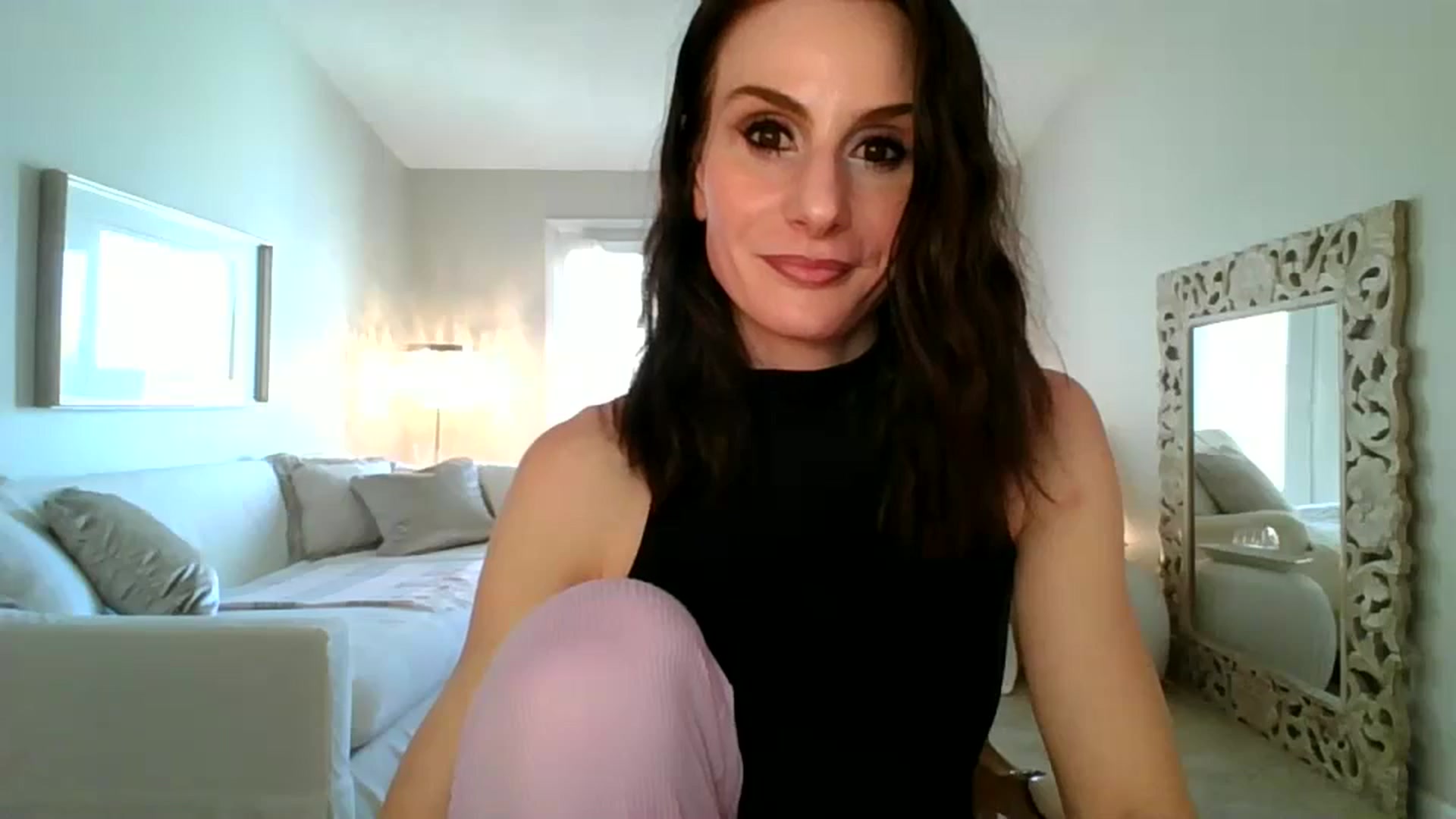 Gallery image thumbnail from Dancing_Rene's myfreecams stream on, 02/20/2024, 20:01 image 18 of 20