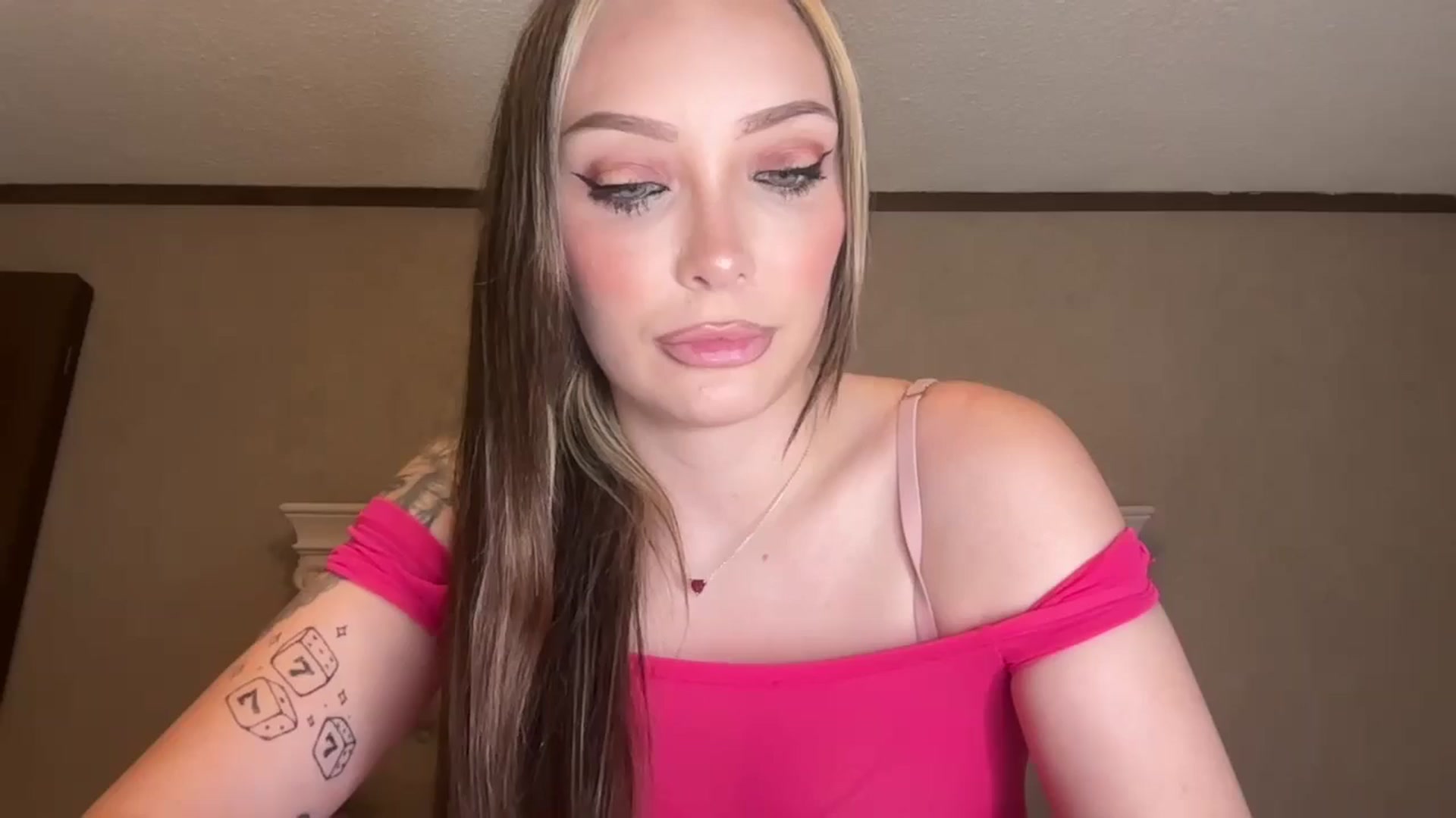 Gallery image thumbnail from Dancinglilly's myfreecams stream on, 06/29/2024, 17:53 image 1 of 20