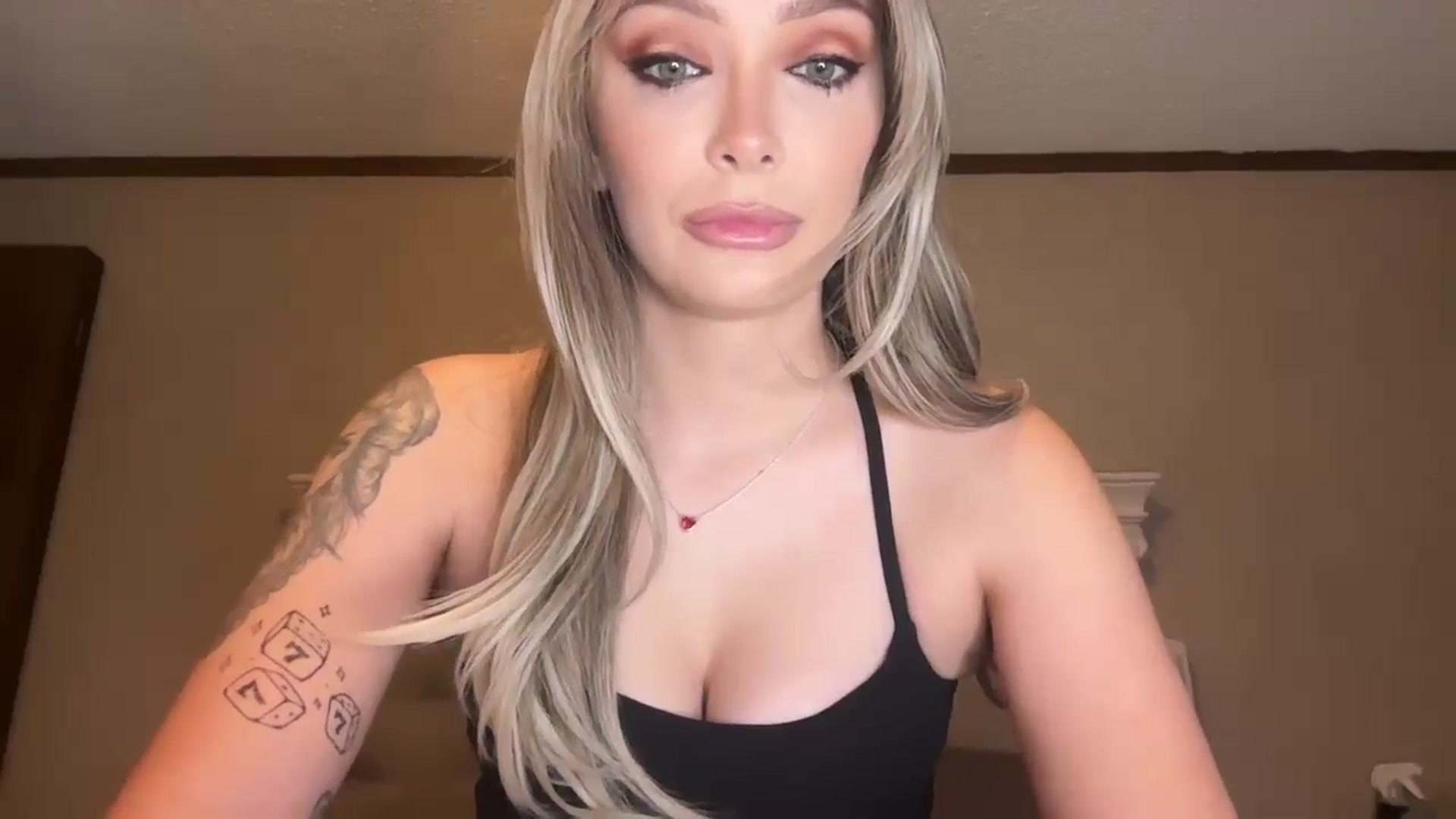 Gallery image thumbnail from Dancinglilly's myfreecams stream on, 09/07/2024, 20:14 image 8 of 20