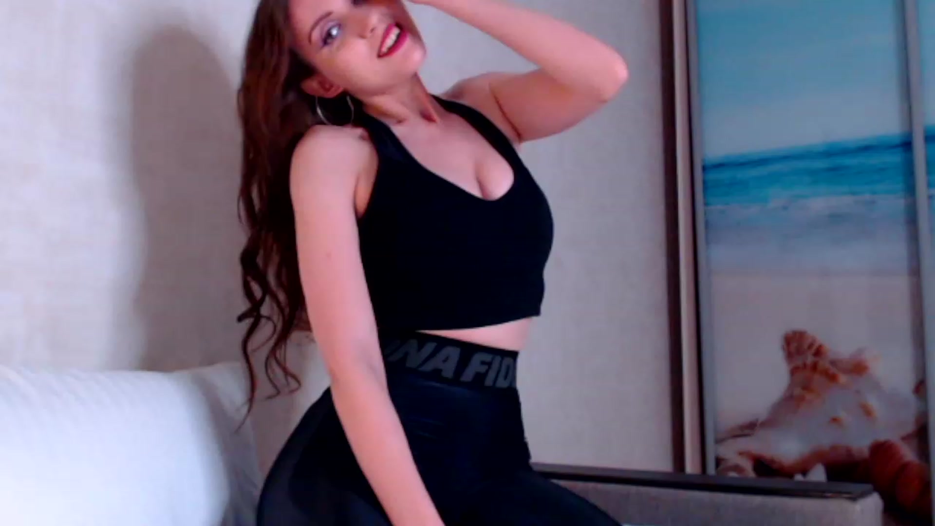 Gallery image thumbnail from DanecSarla's myfreecams stream on, 04/14/2023, 18:29 image 4 of 20