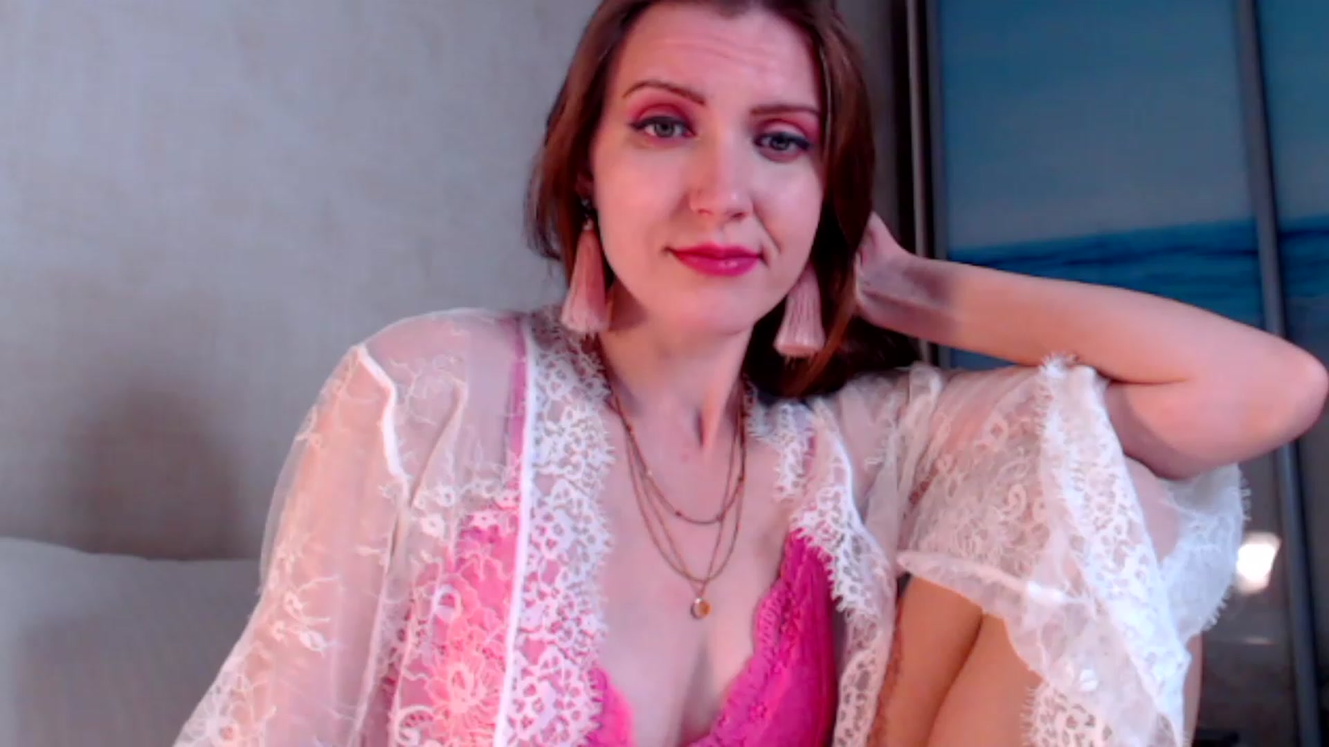 Gallery image thumbnail from DanecSarla's myfreecams stream on, 04/30/2023, 18:23 image 10 of 20