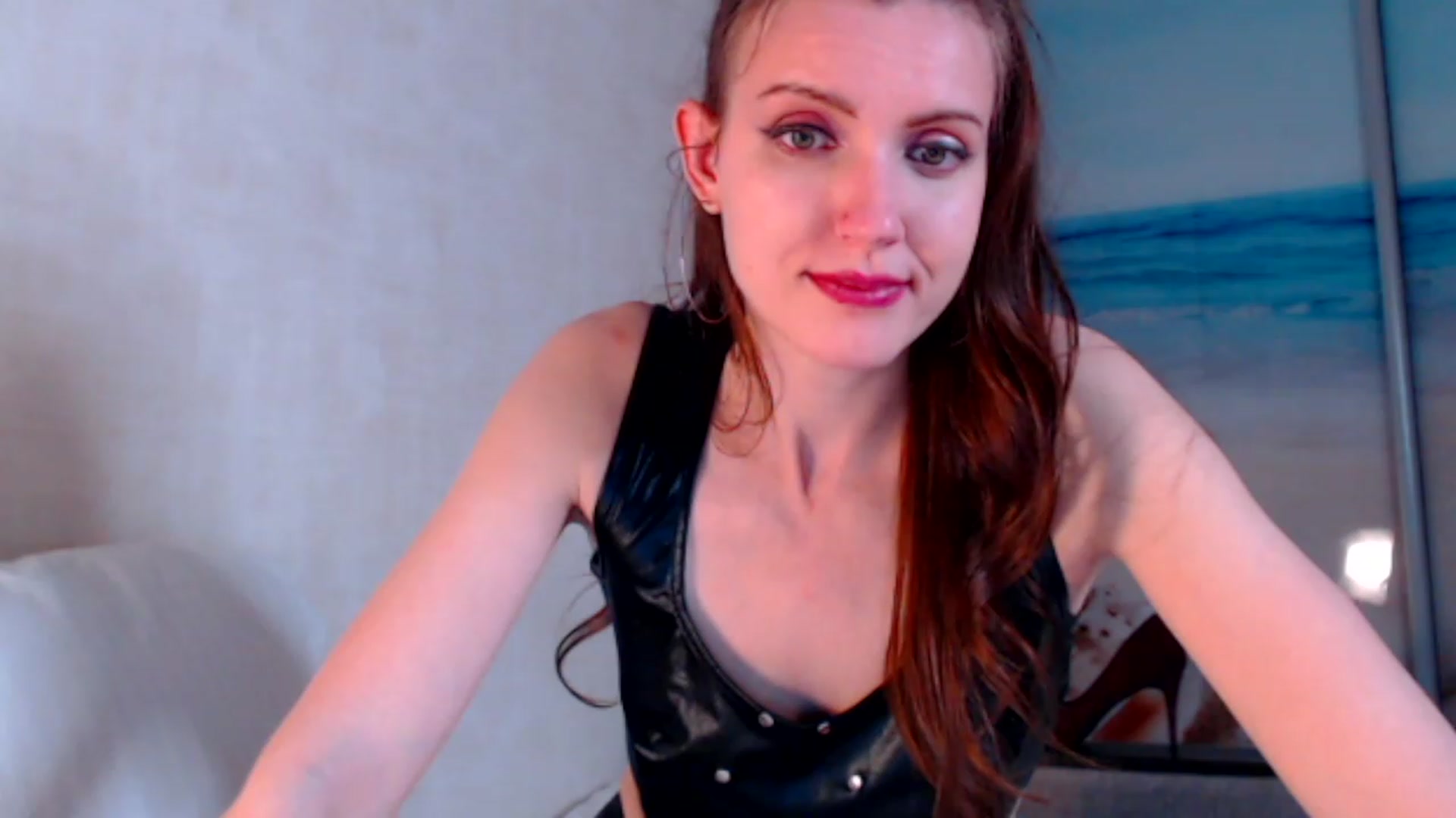 Gallery image thumbnail from DanecSarla's myfreecams stream on, 05/03/2023, 18:51 image 13 of 20