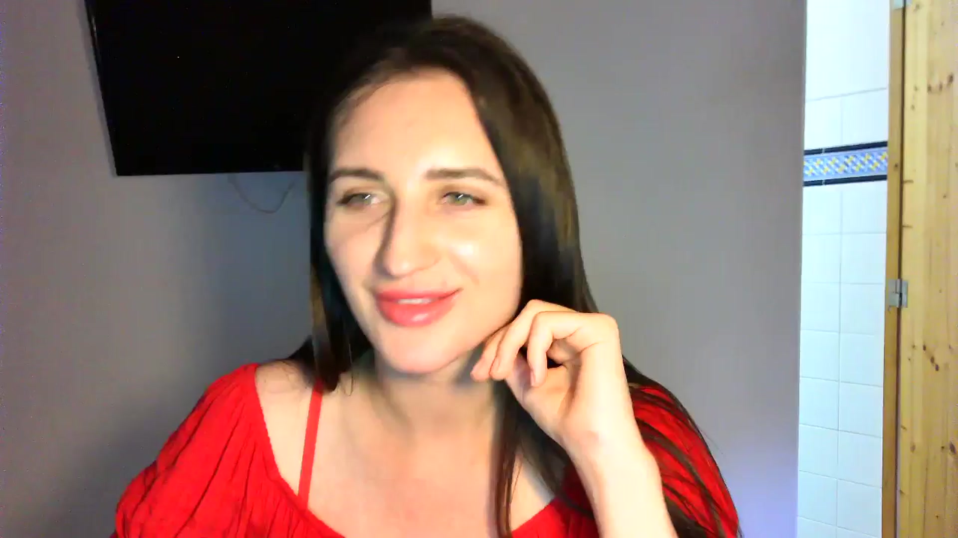Gallery image thumbnail from Danet's myfreecams stream on, 05/18/2025, 19:14 image 15 of 20