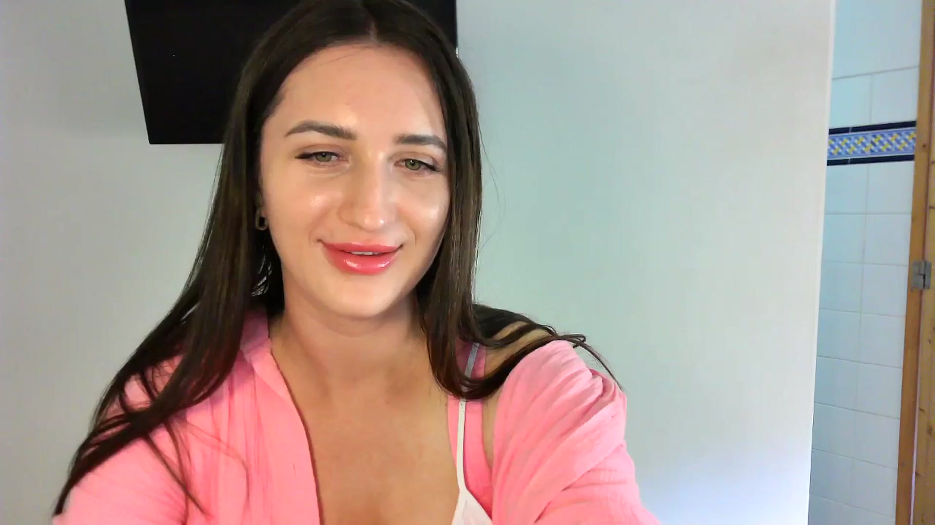 Gallery image thumbnail from Danet's myfreecams stream on, 05/19/2025, 14:40 image 8 of 20