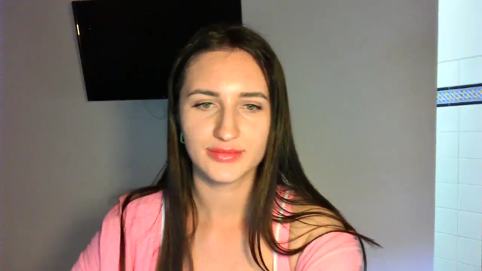 Gallery image thumbnail from Danet's myfreecams stream on, 05/19/2025, 19:01 image 19 of 20