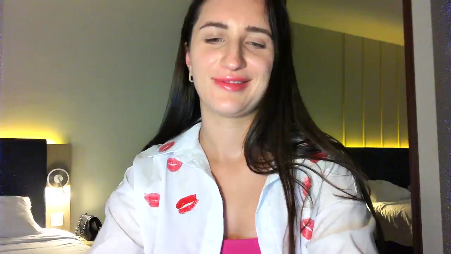 Gallery image thumbnail from Danet's myfreecams stream on, 05/26/2025, 15:40 image 17 of 20