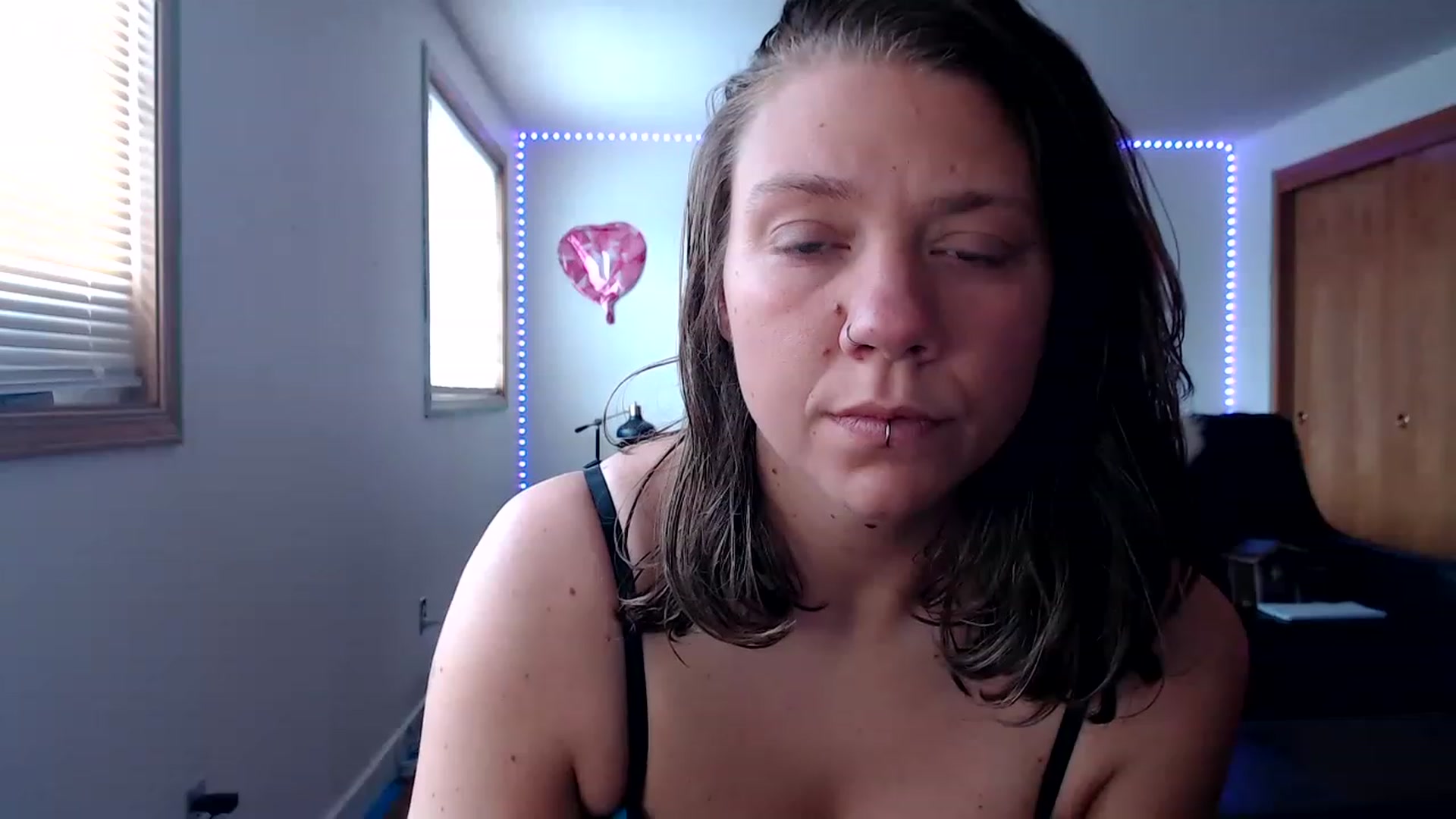 Gallery image thumbnail from DangerDaisy's myfreecams stream on, 04/03/2023, 18:54 image 7 of 20