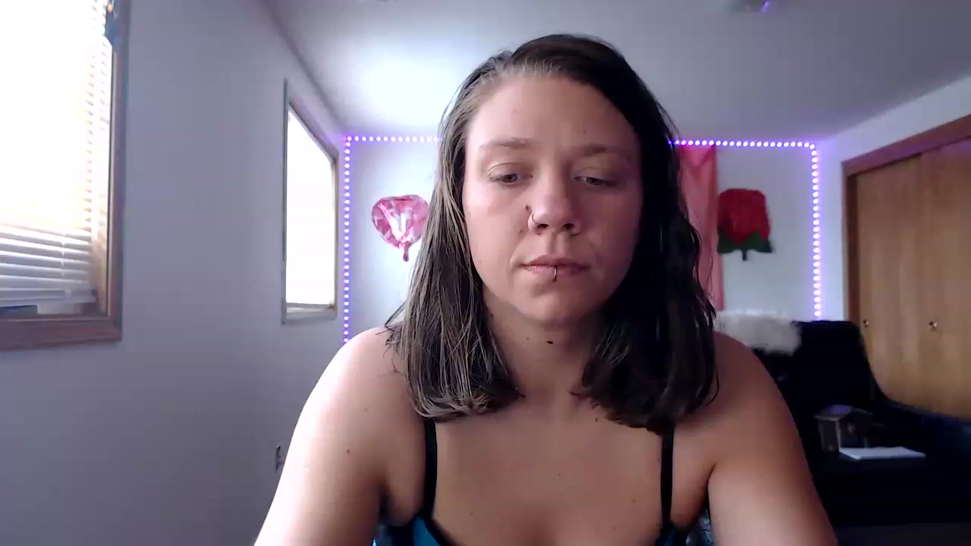 Gallery image thumbnail from DangerDaisy's myfreecams stream on, 04/03/2023, 18:54 image 3 of 20